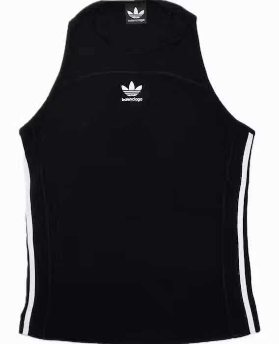 o1srvl11e0224 Tank Top in Black