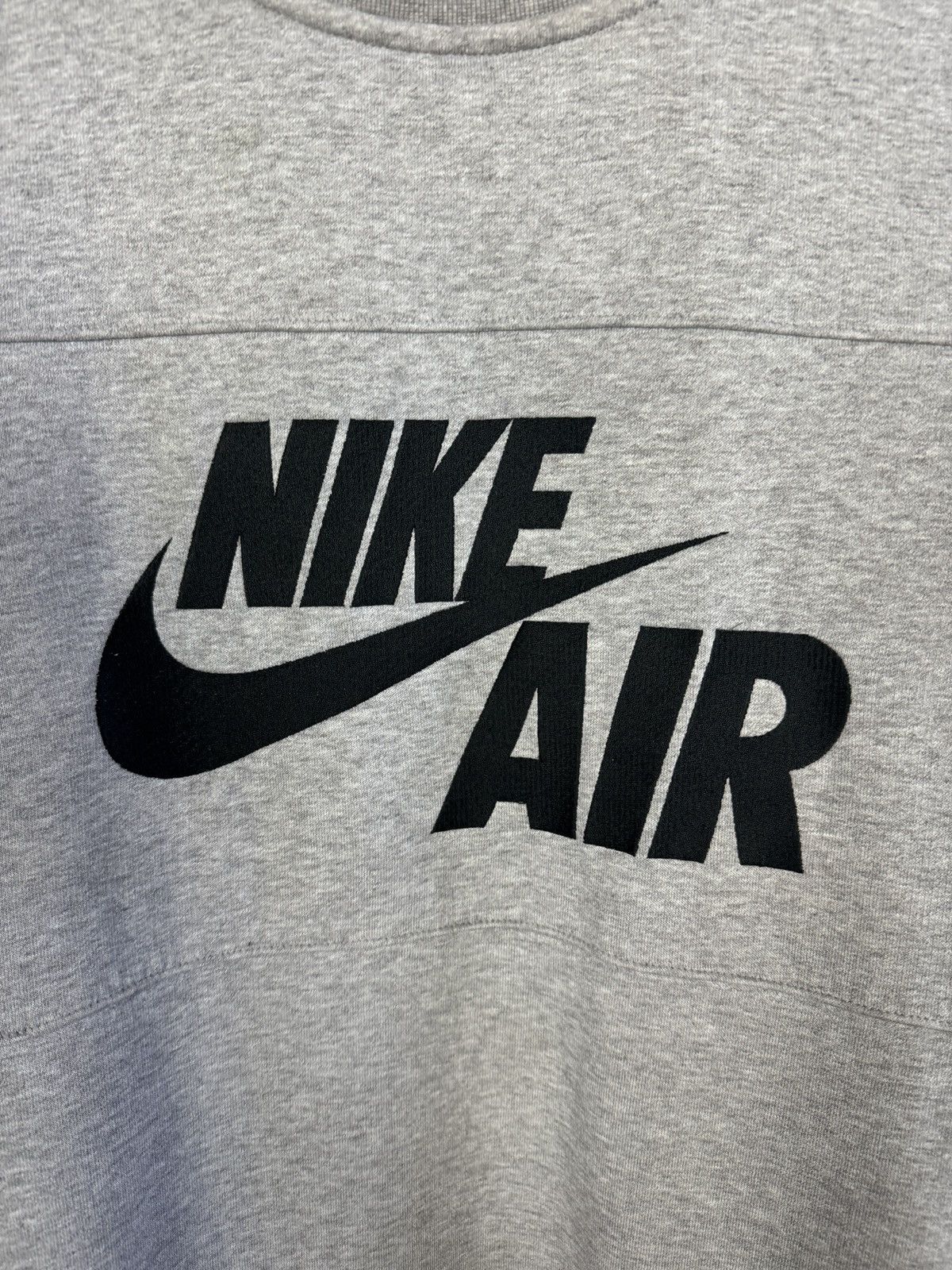 Nike Vintage Nike Air Embroidered Logo Sweatshirt Retro Size M Size US M / EU 48-50 / 2 - 6 Thumbnail