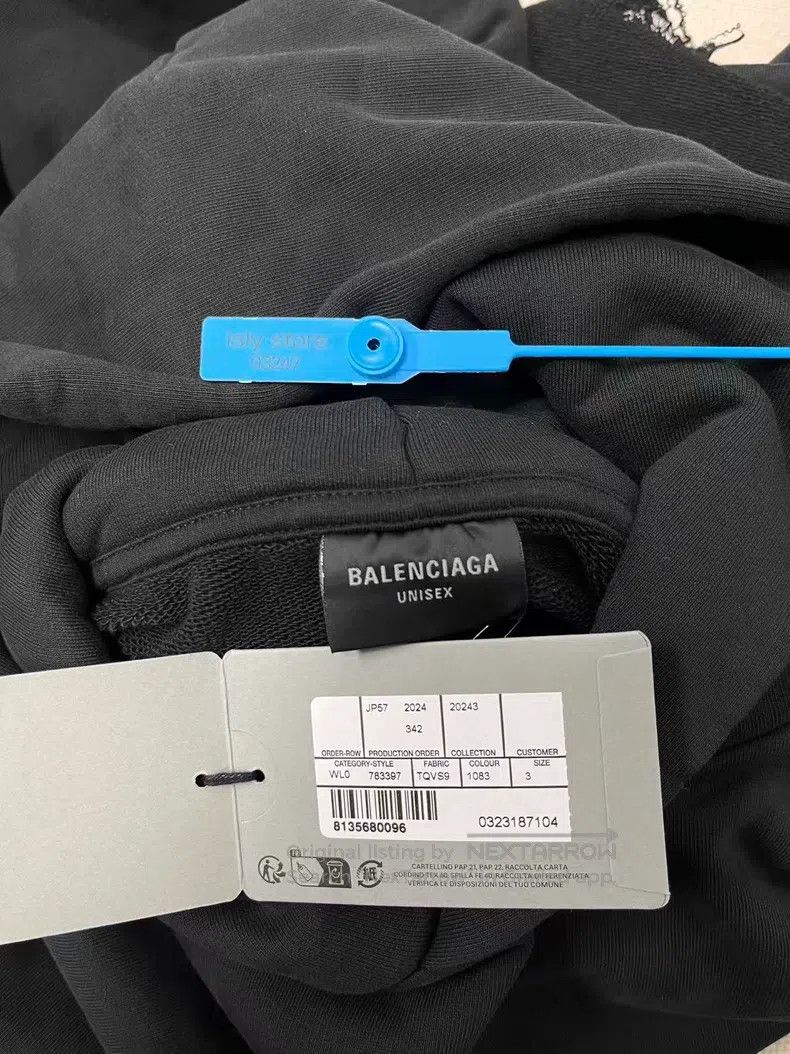 Balenciaga Balenciaga Logo Badge Hooded Raglan Sleeve Long Sleeve Swe Size L / US 10 / IT 46 - 5 Thumbnail