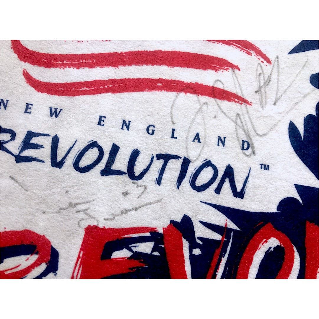 Other New England Revolution 1997 Autographed Pennant Size ONE SIZE - 8 Thumbnail