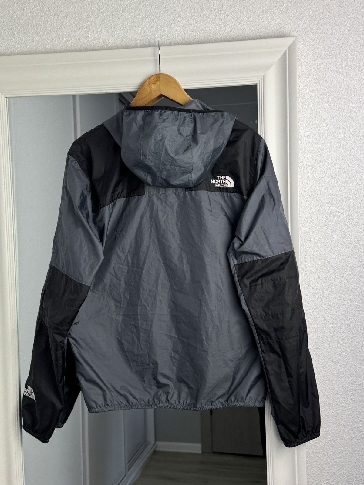 The North Face The North Face Light Rain Jacket Waterproof Windbreaker M Size US M / EU 48-50 / 2 - 10 Thumbnail