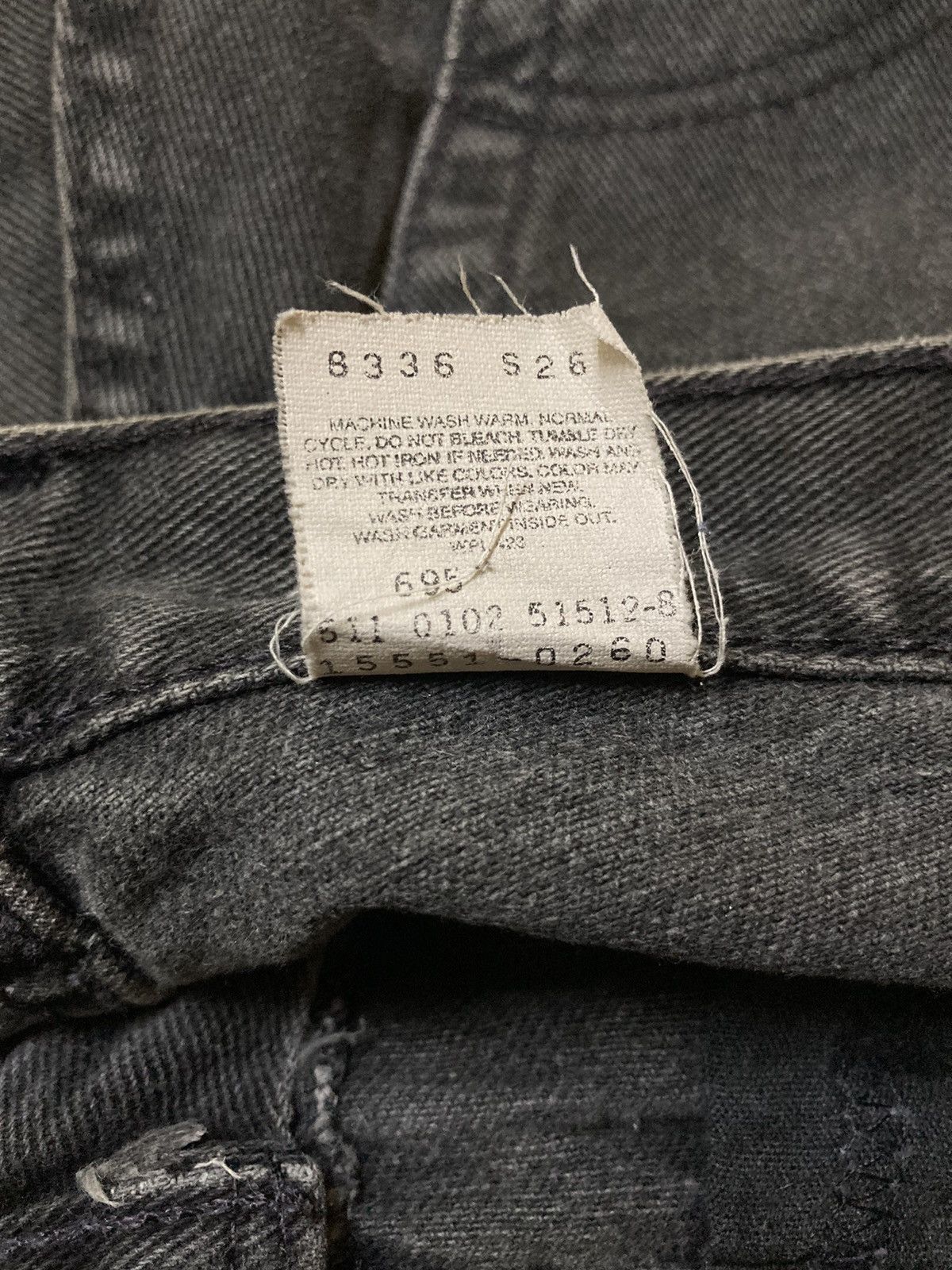 Levi's Vintage Levis 550 Black Relaxed Fit Tapered Leg USA Size US 30 / EU 46 - 15 Thumbnail