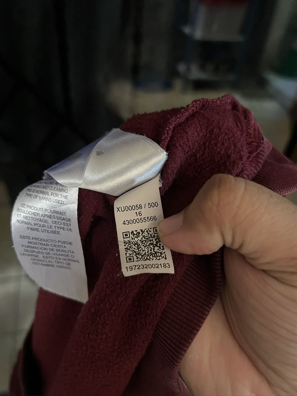 Tommy Hilfiger Tommy hilfinger maroon center logo Size US L / EU 52-54 / 3 - 5 Thumbnail