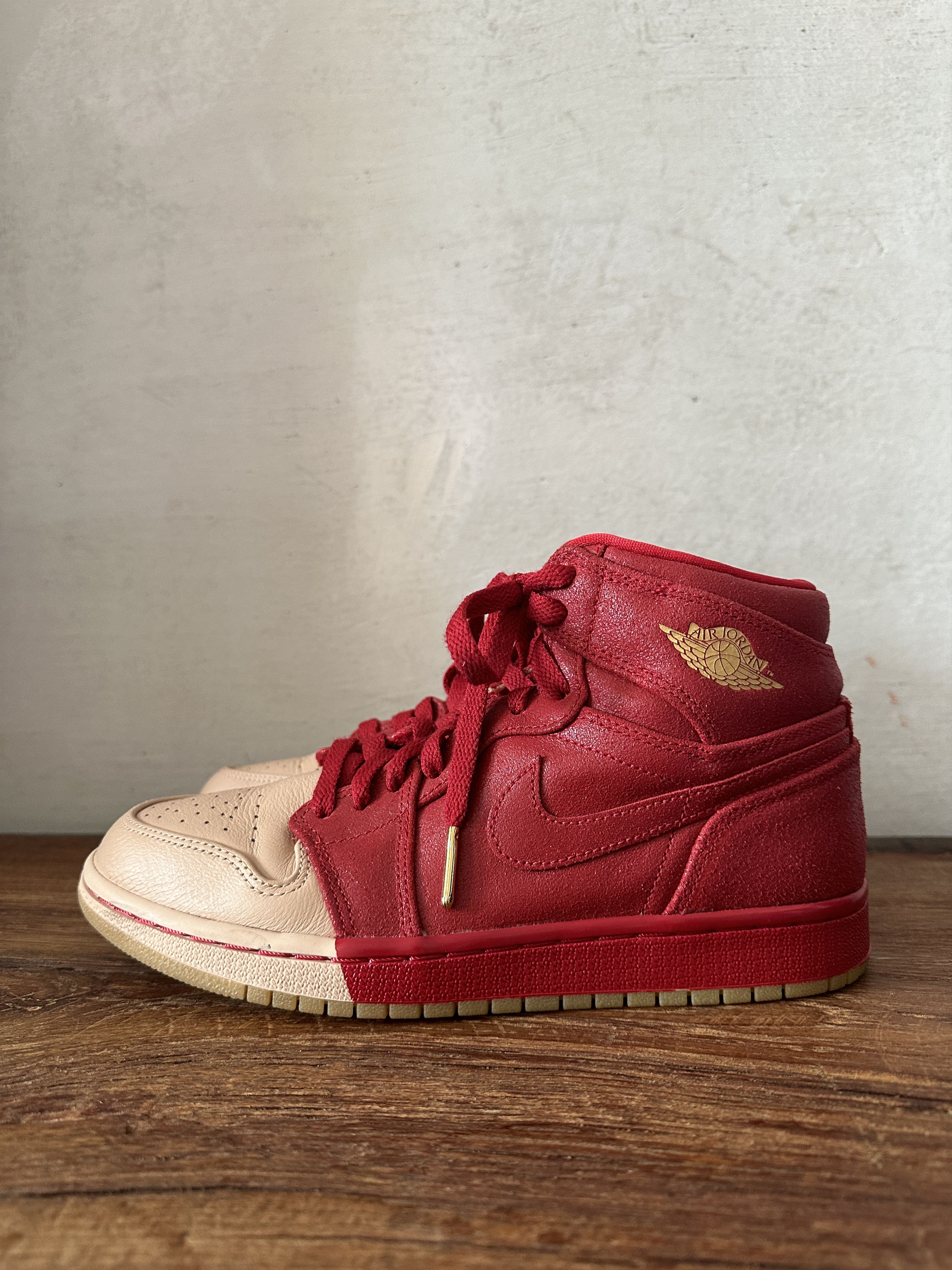 Jordan Brand Jordan 1 Retro High Dip-Toe Red Size US 7 / IT 37 - 2 Thumbnail