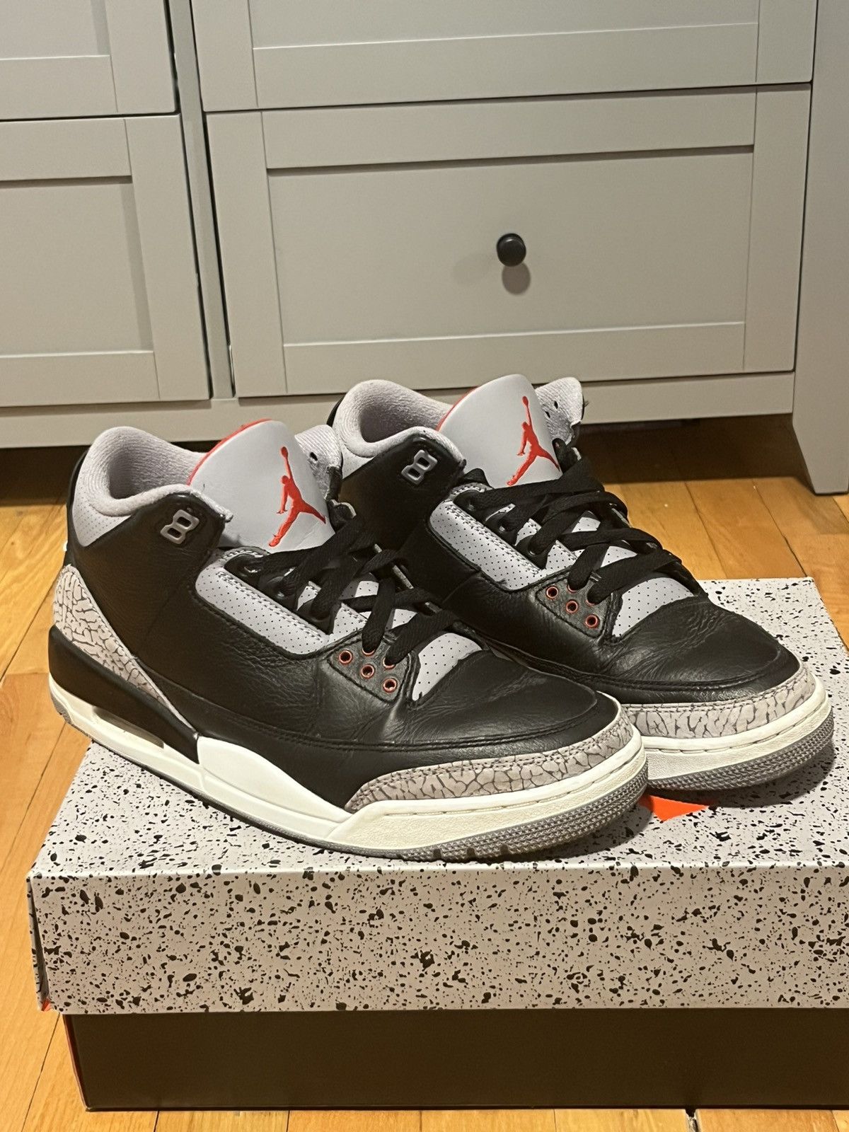Jordan Brand Jordan. 3 Black cement Size US 10 / EU 43 - 1 Thumbnail