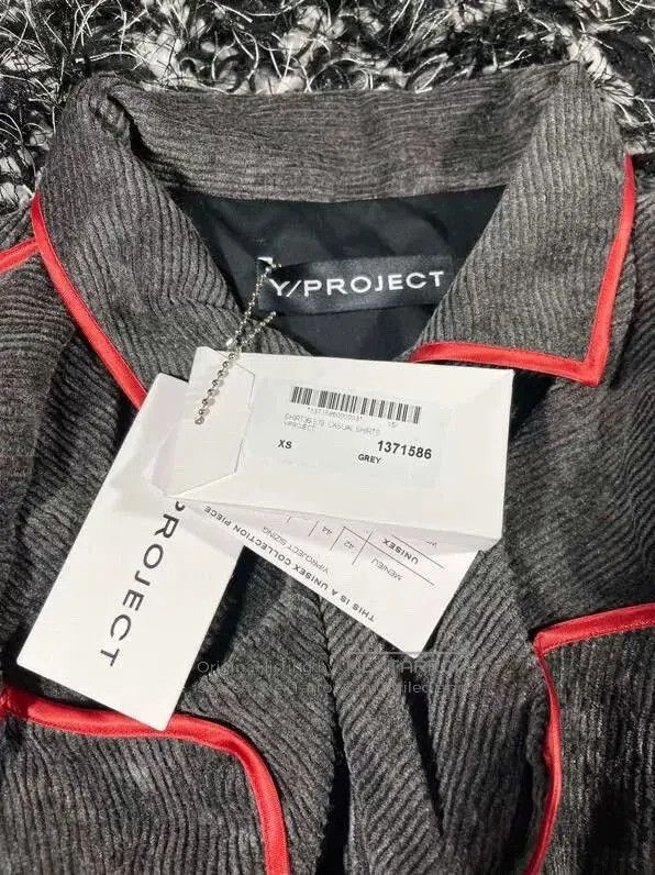 Y/Project oversized corduroy shirt by Y/PROJECT. Size US XS / EU 42 / 0 - 6 Thumbnail