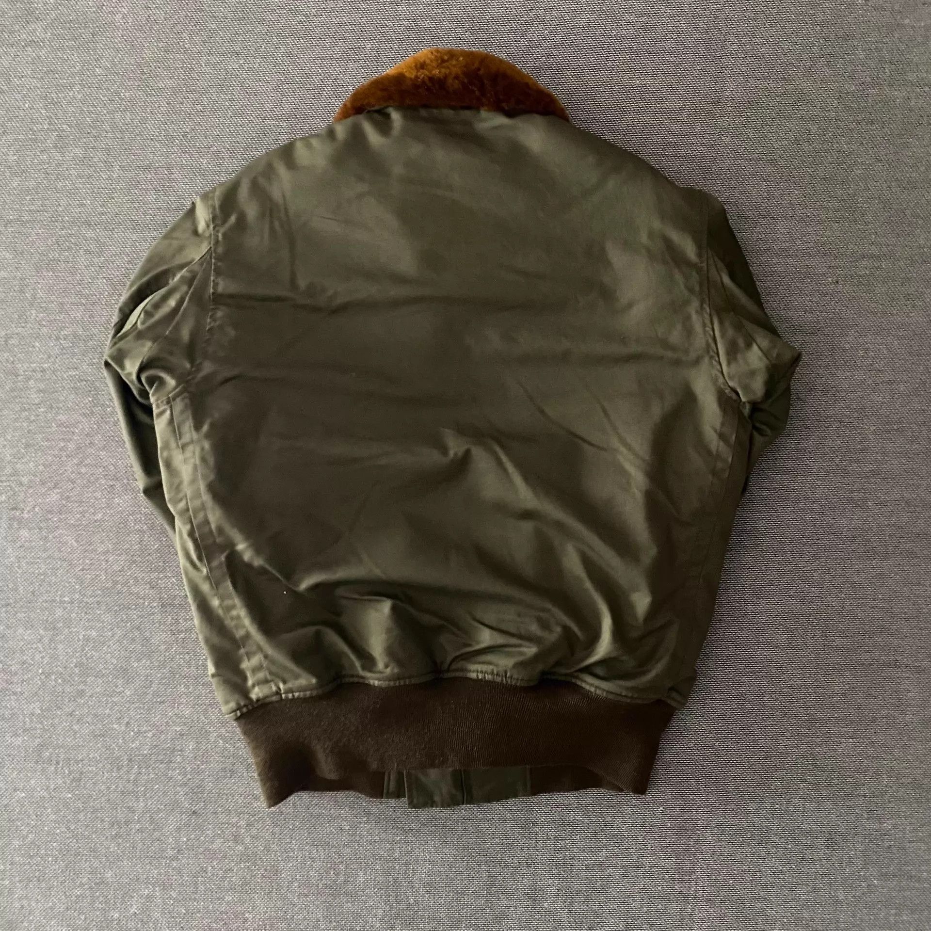 The Real McCoy's The Real Mccoys B-10 Bomber Jacket 40 (9.5) Alpaca Lining Size US M / EU 48-50 / 2 - 2 Thumbnail