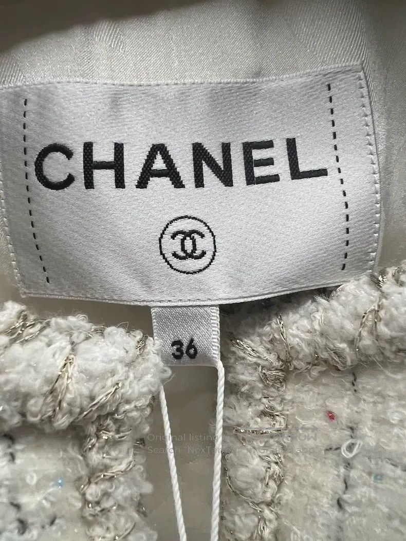 Chanel Chanel 25a white buckle jacket Size XS / US 0-2 / IT 36-38 - 7 Thumbnail