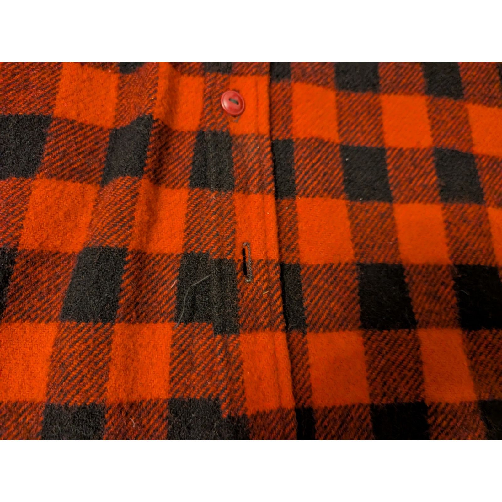 Woolrich Woolen Mills Woolrich Vintage 60s 70s Buffalo Plaid Shirt Mens Size 16 Size US L / EU 52-54 / 3 - 7 Thumbnail
