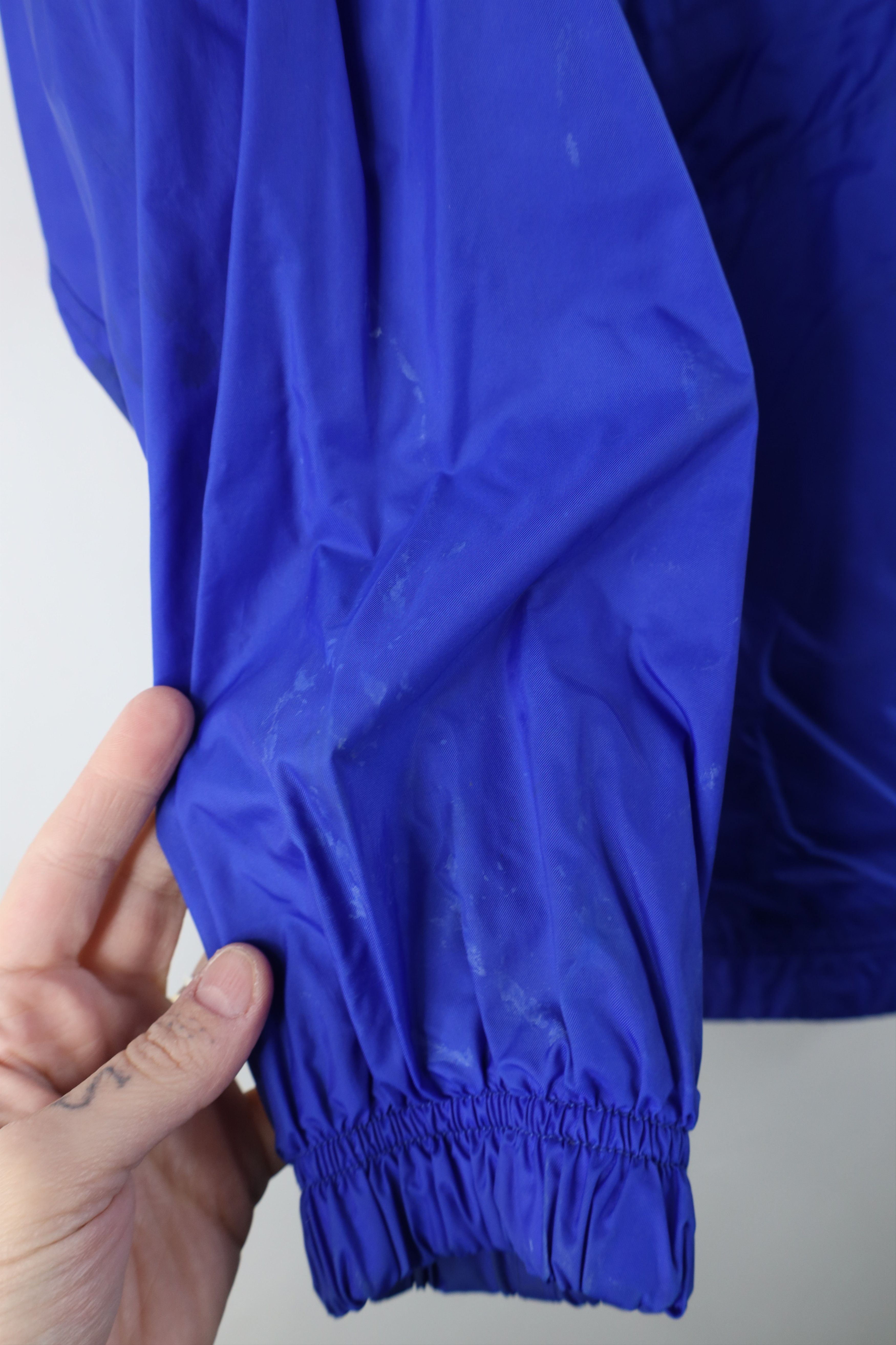 Nike Vintage 90s Nike Swoosh Full Zip Hooded Windbreaker Jacket Size US S / EU 44-46 / 1 - 8 Thumbnail
