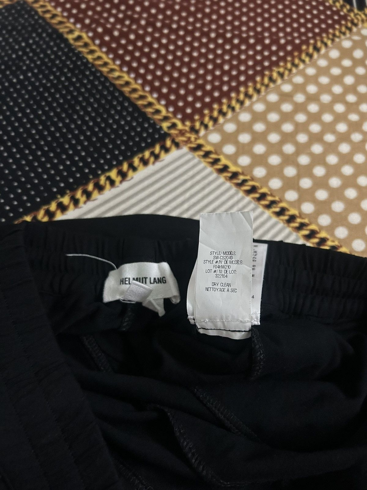 Helmut Lang HELMUT LANG BLACK SWEATSHORT Size 28" / US 6 / IT 42 - 12 Thumbnail