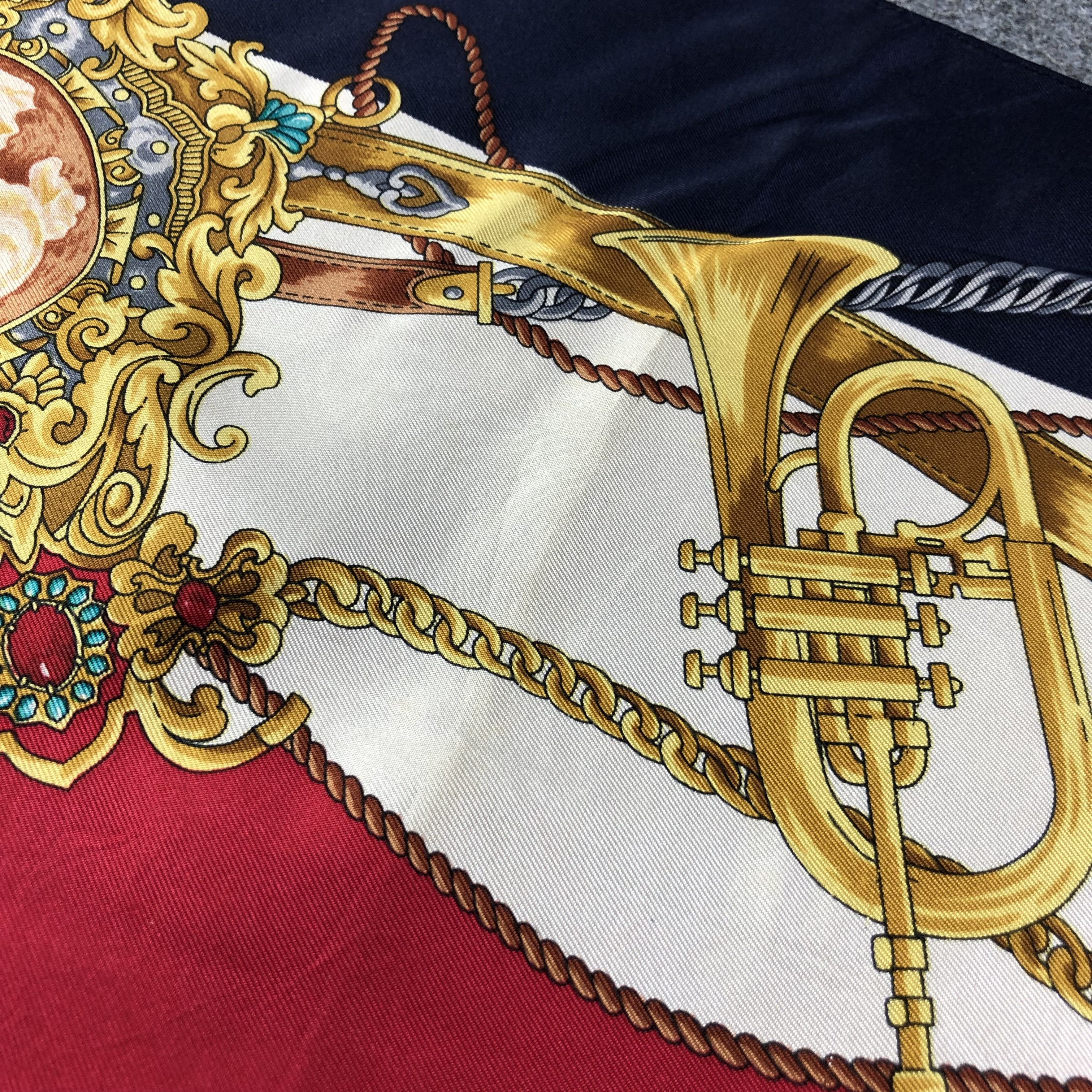 Japanese Brand Luxury Design Silk Scarf M542 Size ONE SIZE - 7 Thumbnail