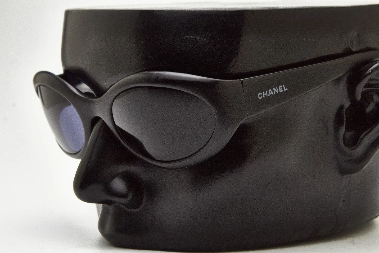 Chanel CHANEL 5017 Bold Rave Eggs chunky sunglass 1990s Size ONE SIZE - 5 Thumbnail