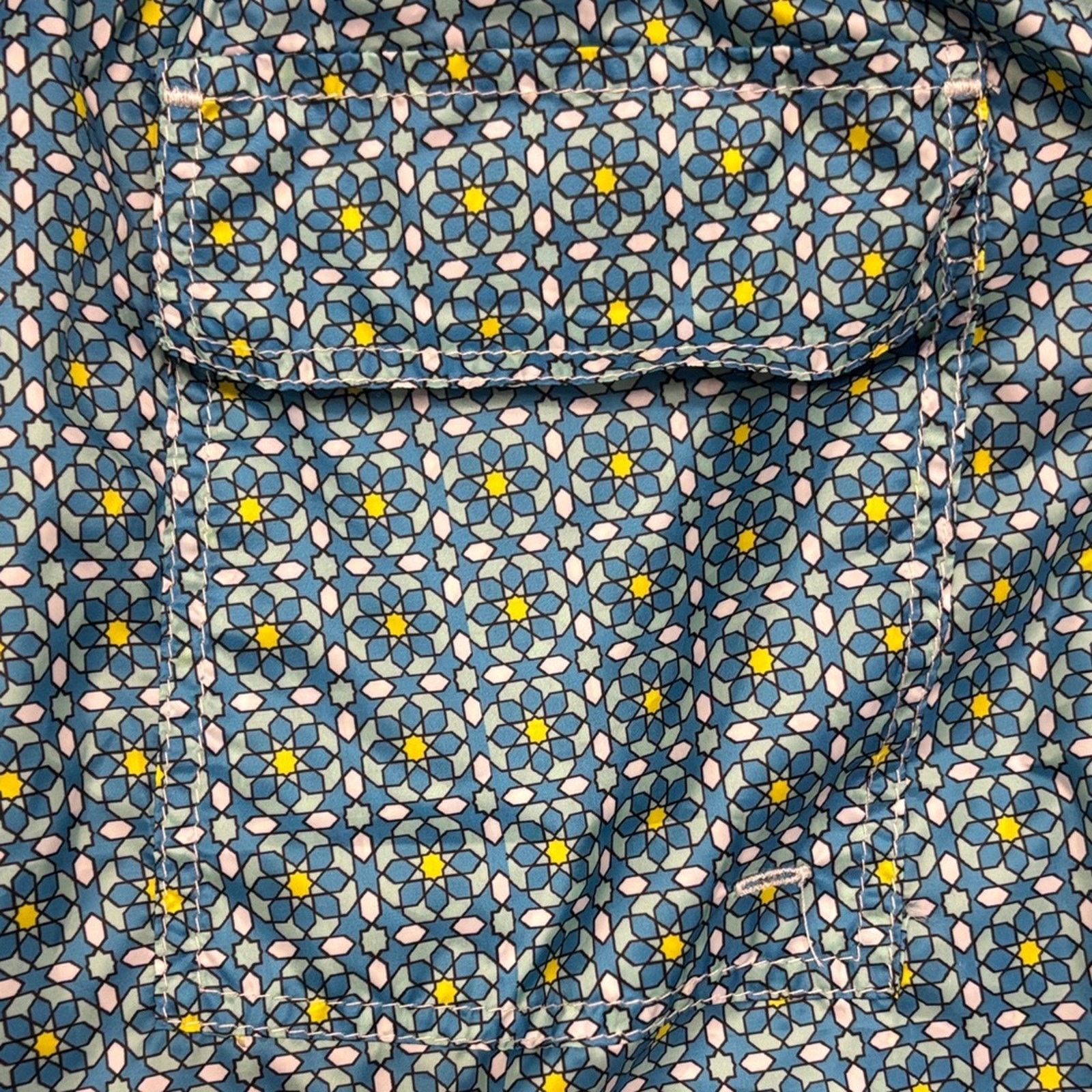 Other NWT Fefe Pepe Jeans Blue Floral Men's Swim Trunks Size L Size US 38 / EU 54 - 2 Thumbnail