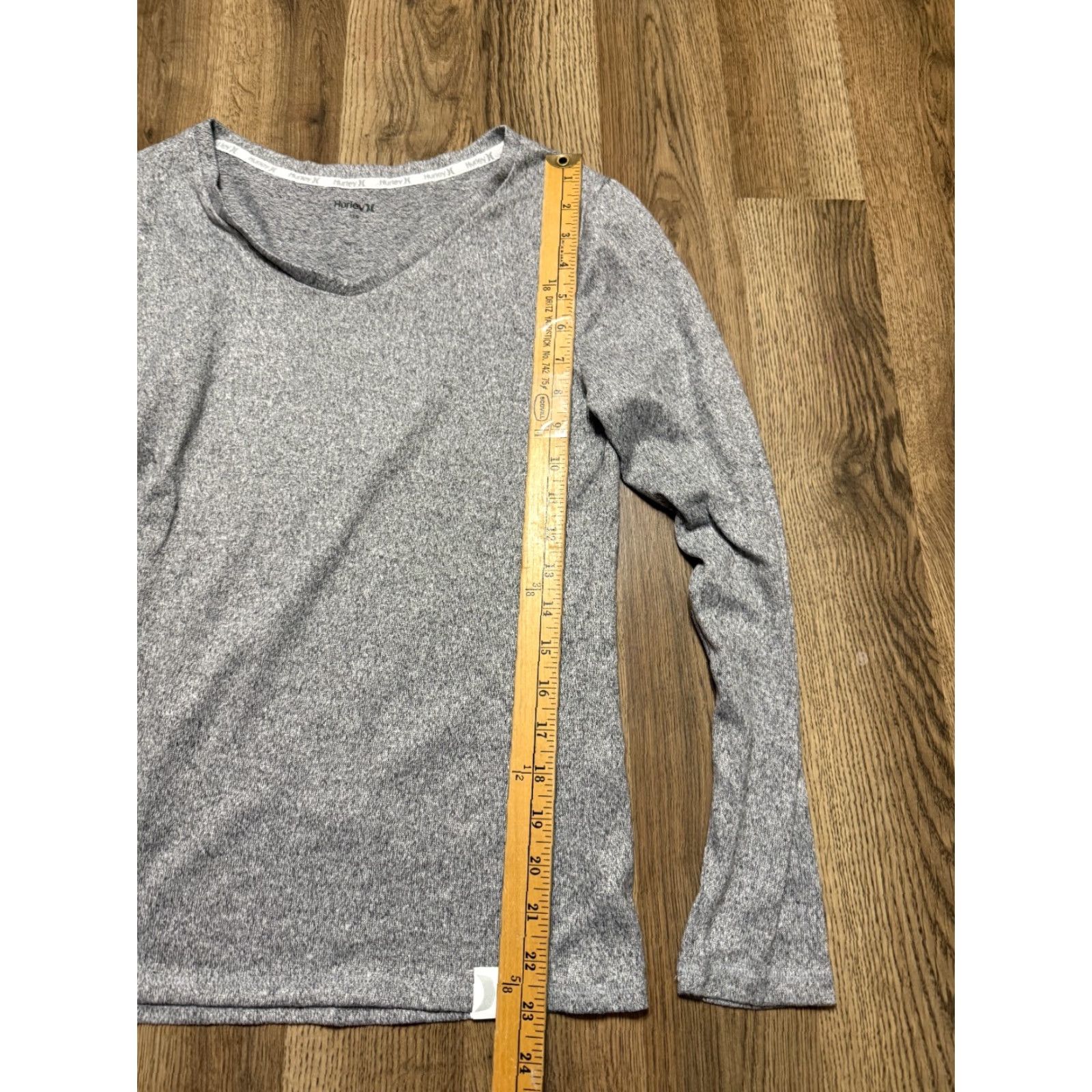 Hurley Hurley Shirt Women’s L Gray V-Neck Long Sleeve T-Shirt Regular Size L / US 10 / IT 46 - 7 Thumbnail