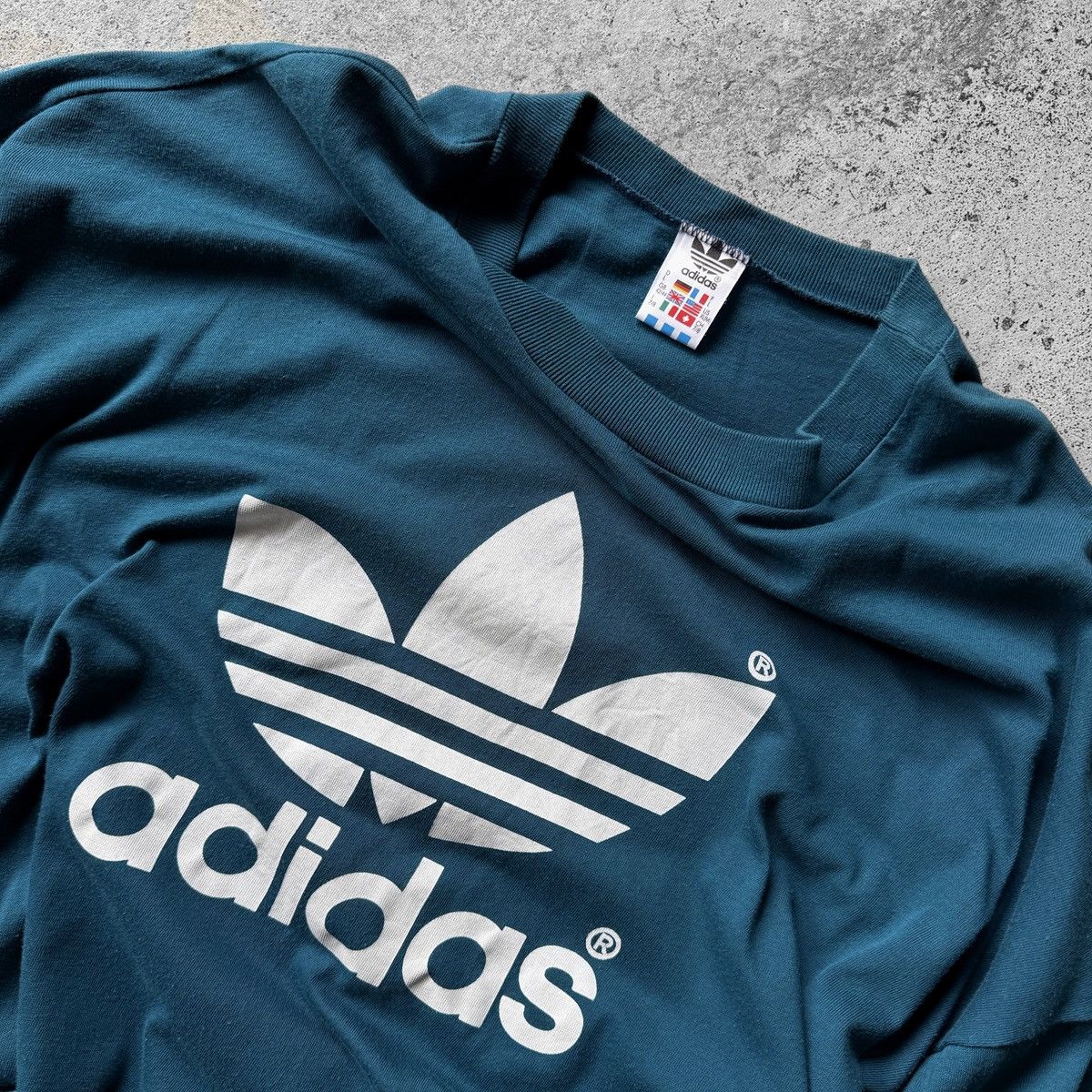 Adidas Adidas Unisex Trefoil Vintage Teal Oversized Shirt Top Size US L / EU 52-54 / 3 - 3 Thumbnail