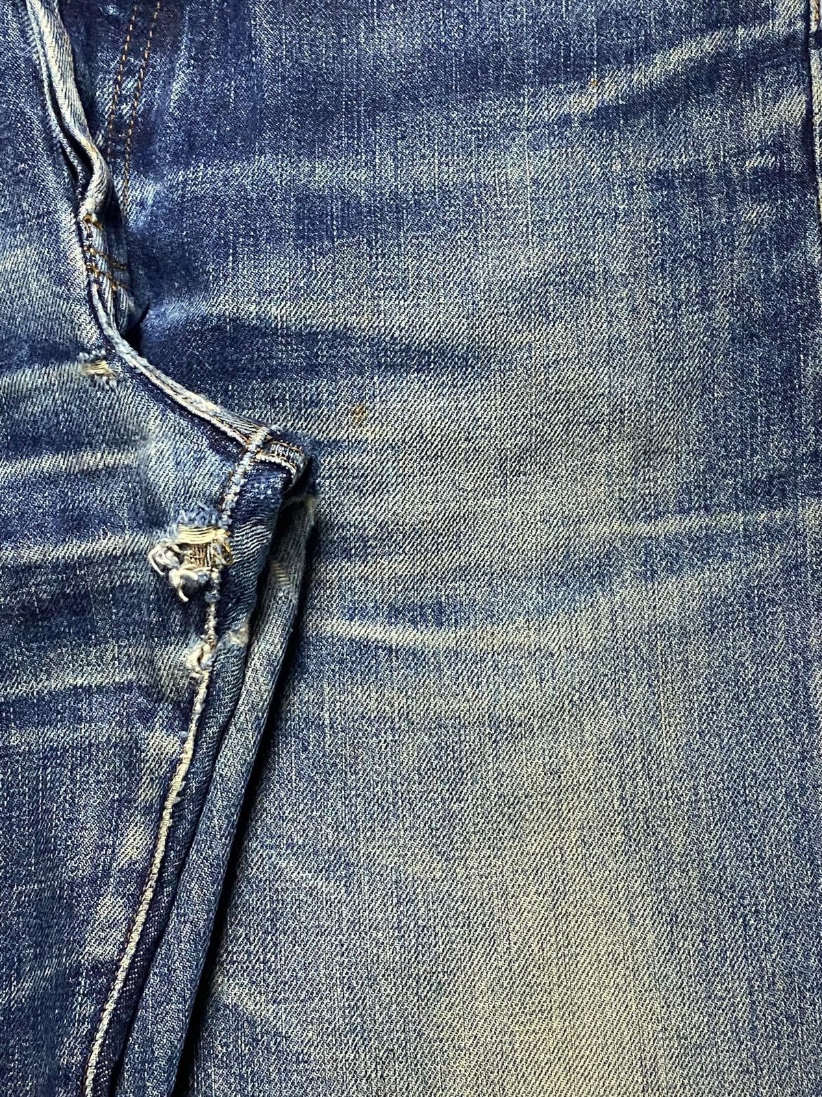 Vintage Vintage Calvin Klein Selvedge Mud Wash Distressed Loose Jean Size US 32 / EU 48 - 12 Thumbnail