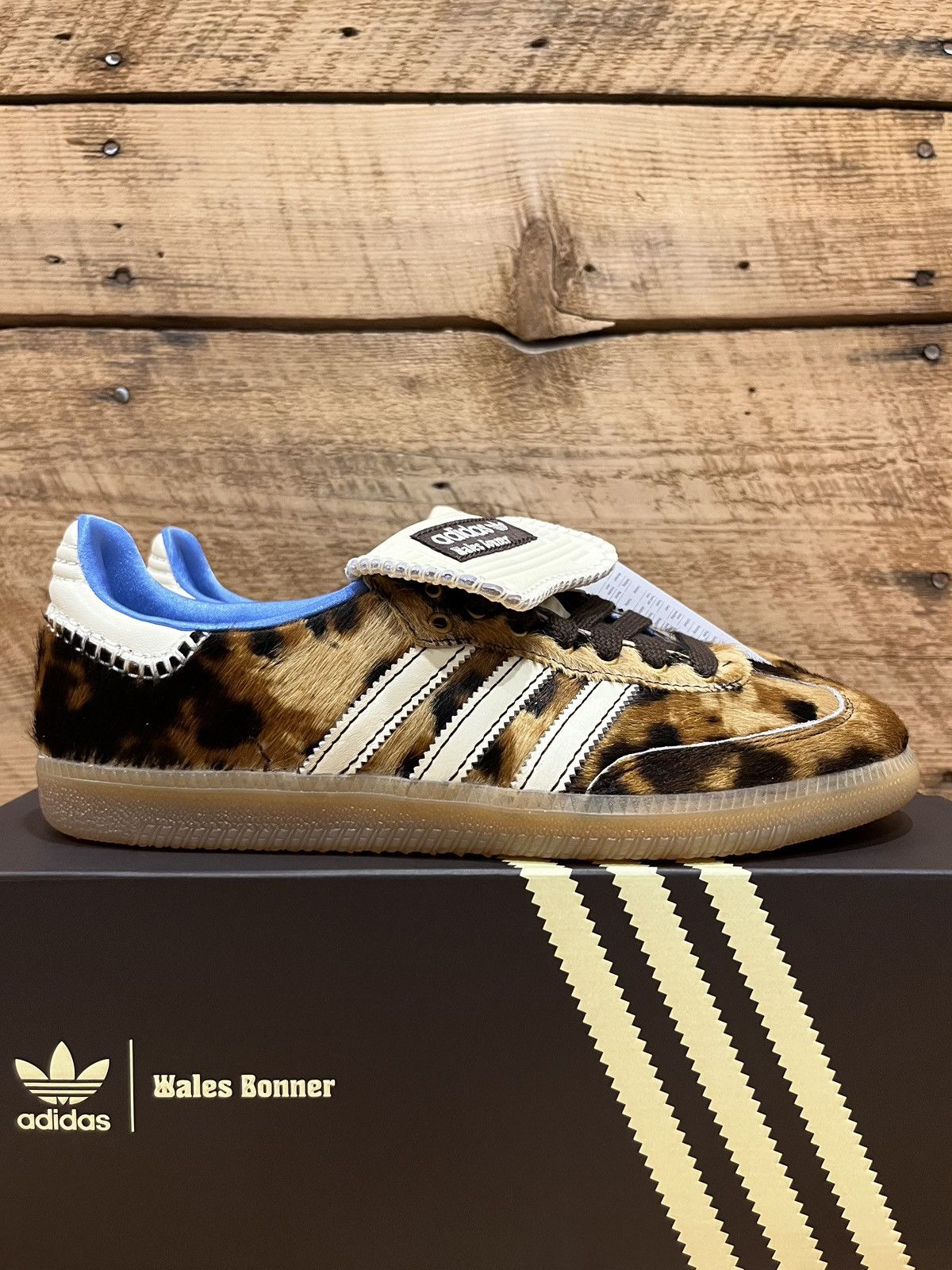 Adidas leopard gazelle