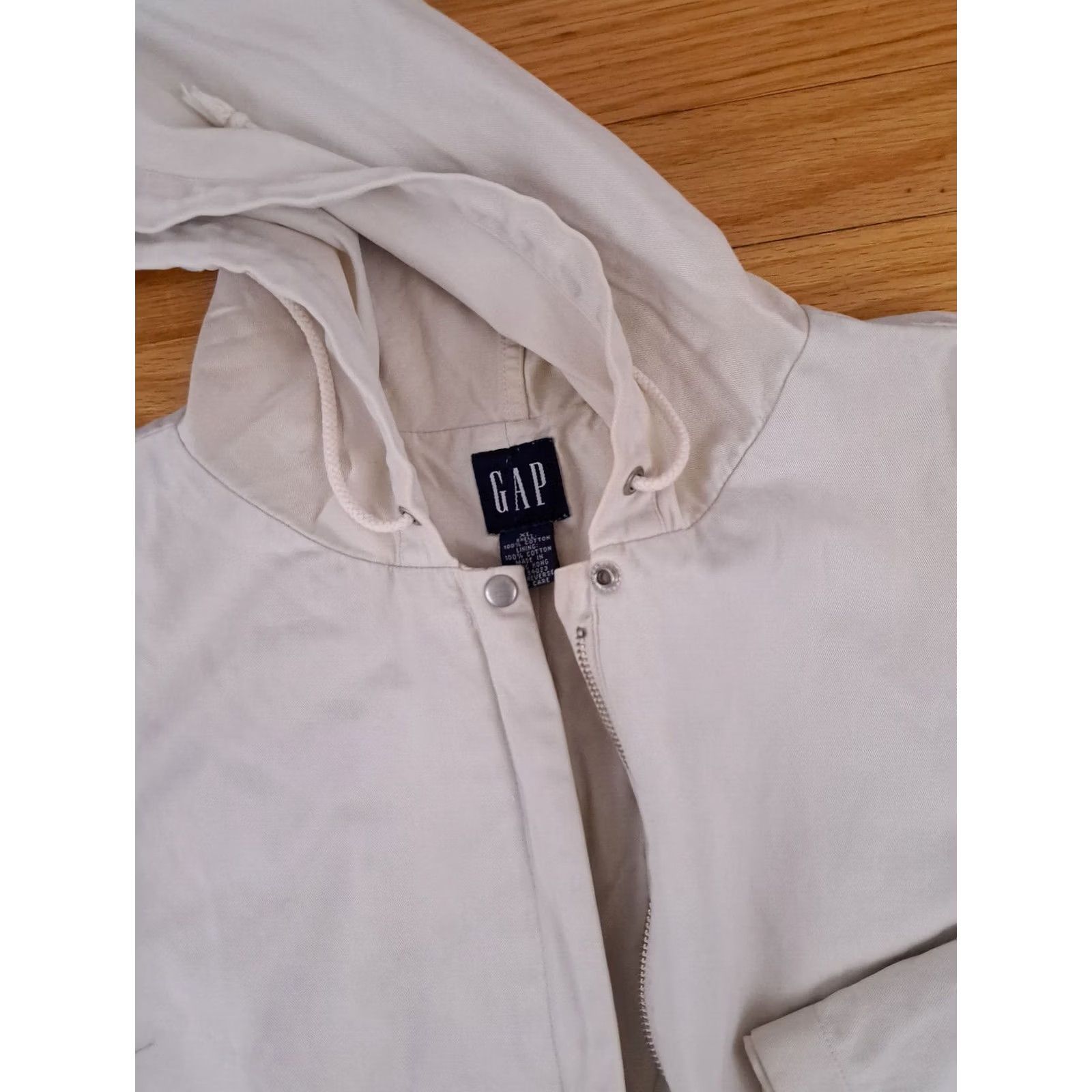 Gap VINTAGE Gap Jacket Womens XL White Woman Denim Full Zip Hooded Light size Size XL / US 12-14 / IT 48-50 - 3 Thumbnail