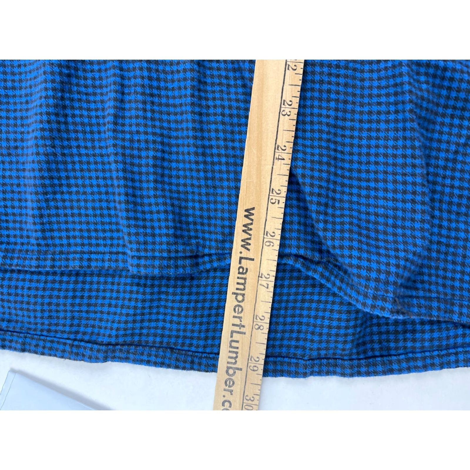 Vintage TownCraft Shirt Men's M Blue V-Neck Check Long Sleeve Flannel Tee Size US M / EU 48-50 / 2 - 6 Thumbnail