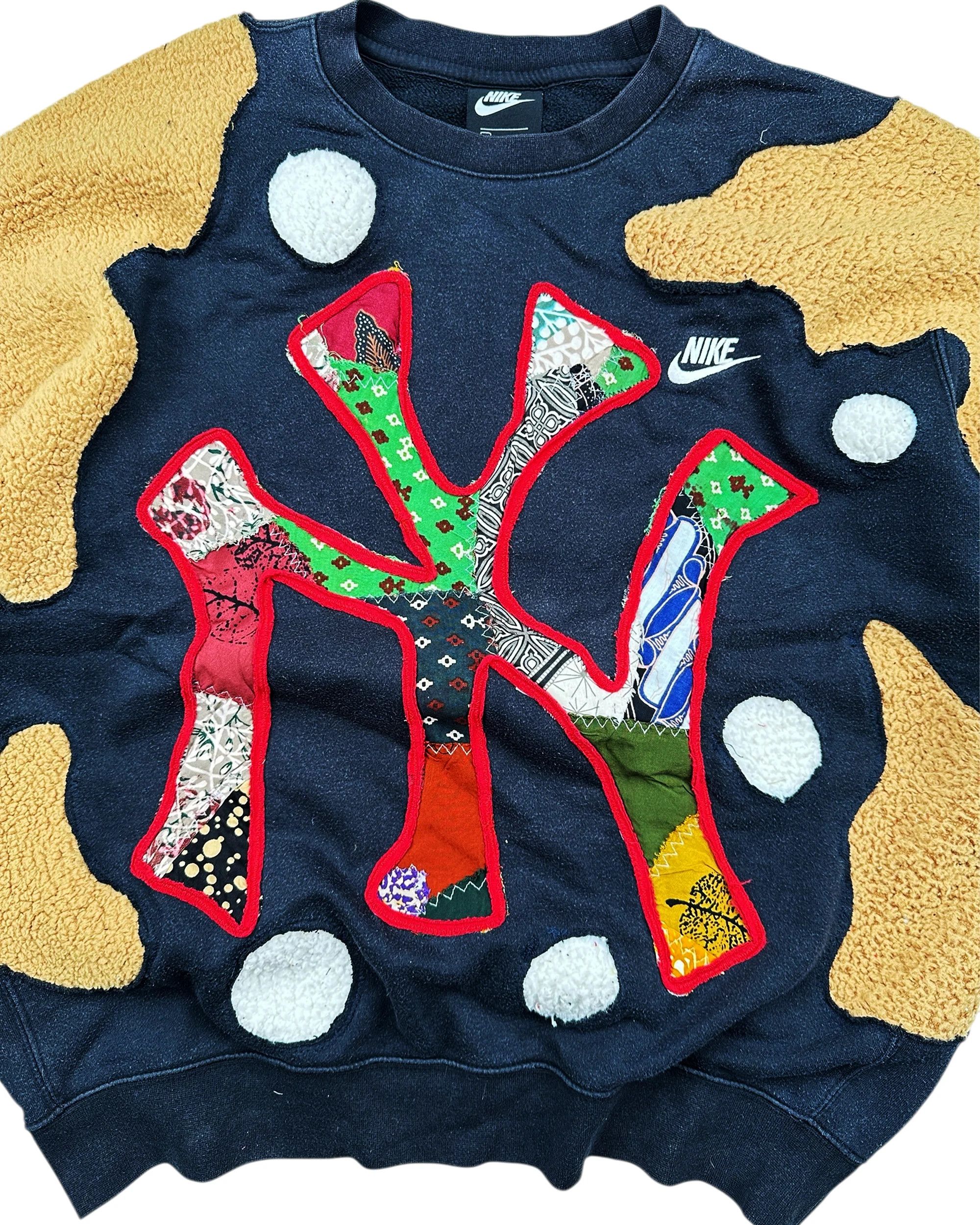 Japanese Brand Re-Worked 1 of 1 Batik Patchwork NY Nike Crewneck Size XL Size US XL / EU 56 / 4 - 5 Thumbnail