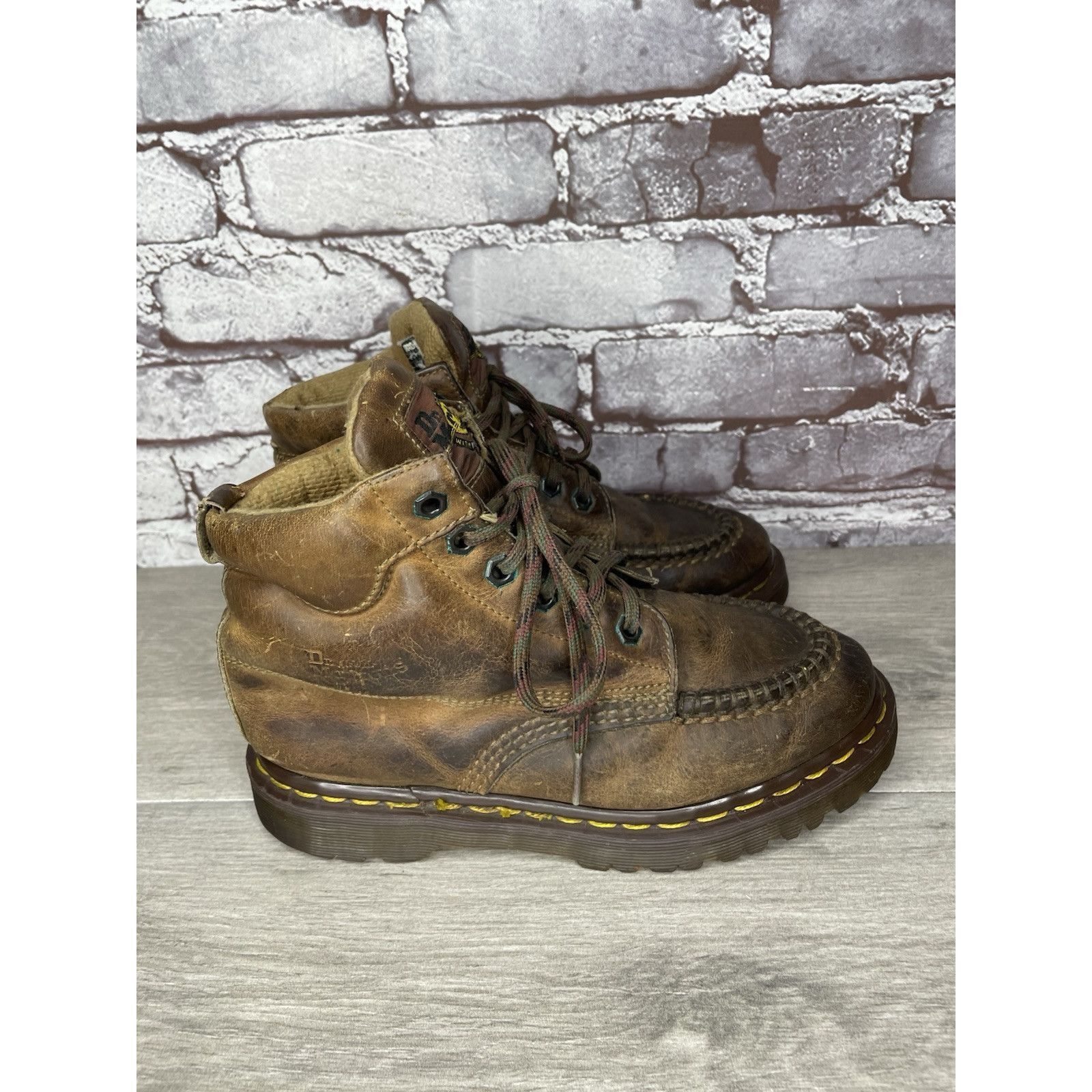 Dr. Martens VTG Dr Doc Martens Brown Leather Lace Up Boots Unisex Sz 4UK Size US 5 / IT 35 - 15 Thumbnail