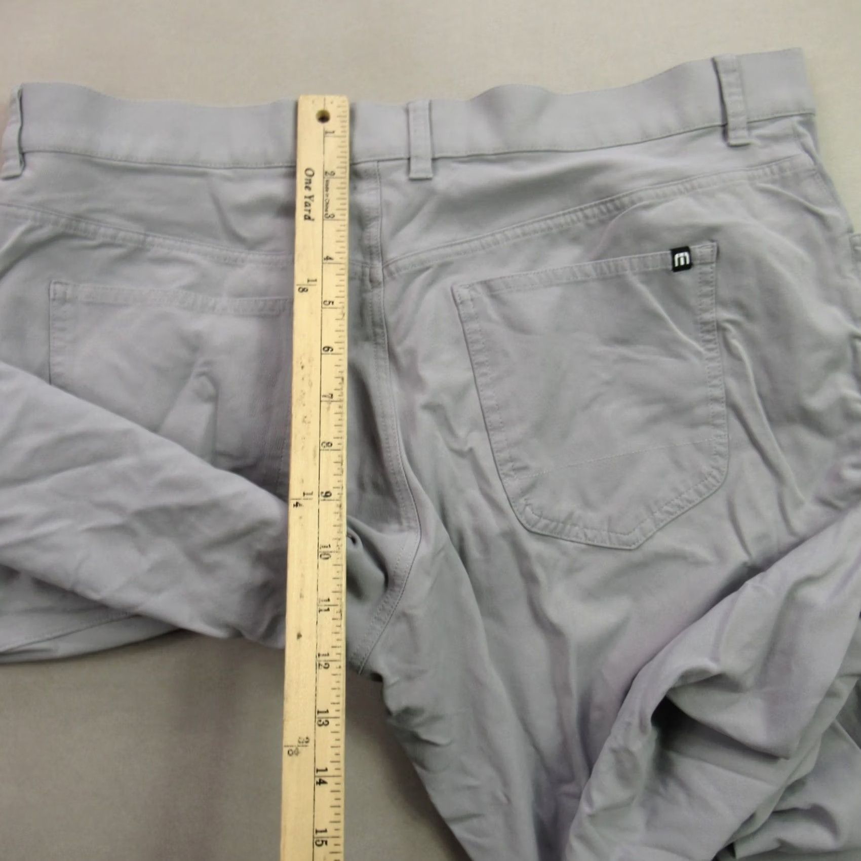 TravisMathew travis mathew Pants Mens 35 Chino Pockets Gray Straight Fit Golf Casual Shirt? Size US 30 / EU 46 - 7 Thumbnail
