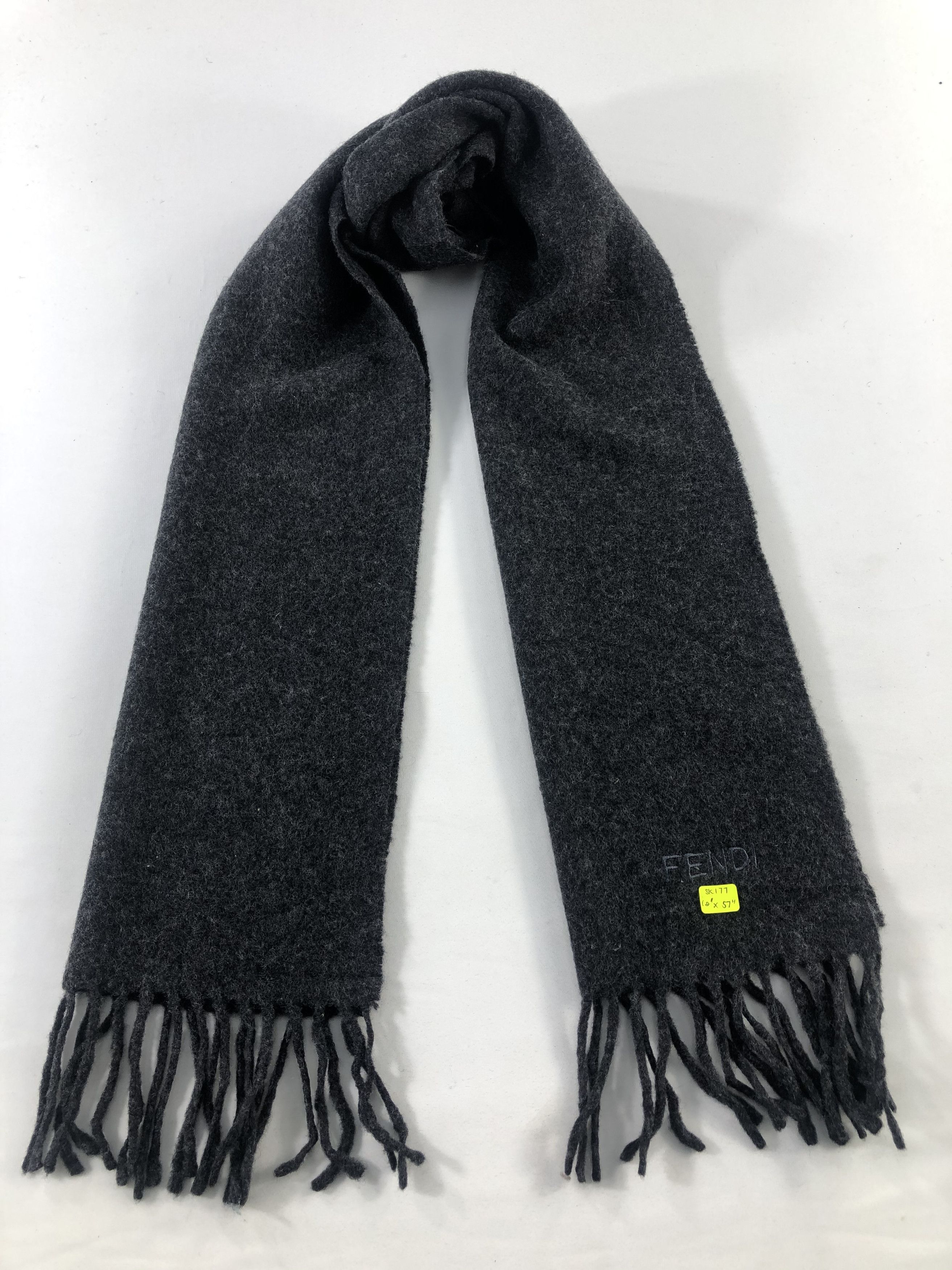 Fendi Fendi Plain Scarf / Muffler / Neckwear Size ONE SIZE - 1 Thumbnail