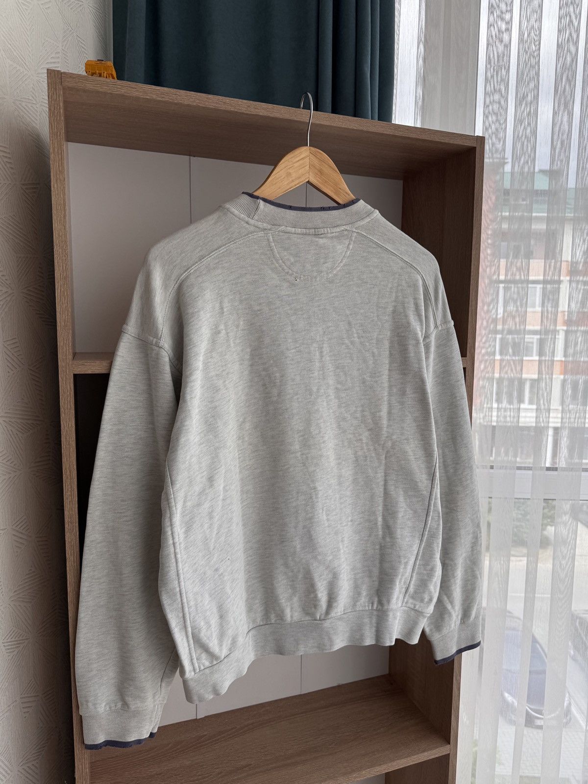 Nike × Vintage Vintage Nike Big Swoosh Distressed Grey Sweatshirt Size US S / EU 44-46 / 1 - 9 Thumbnail