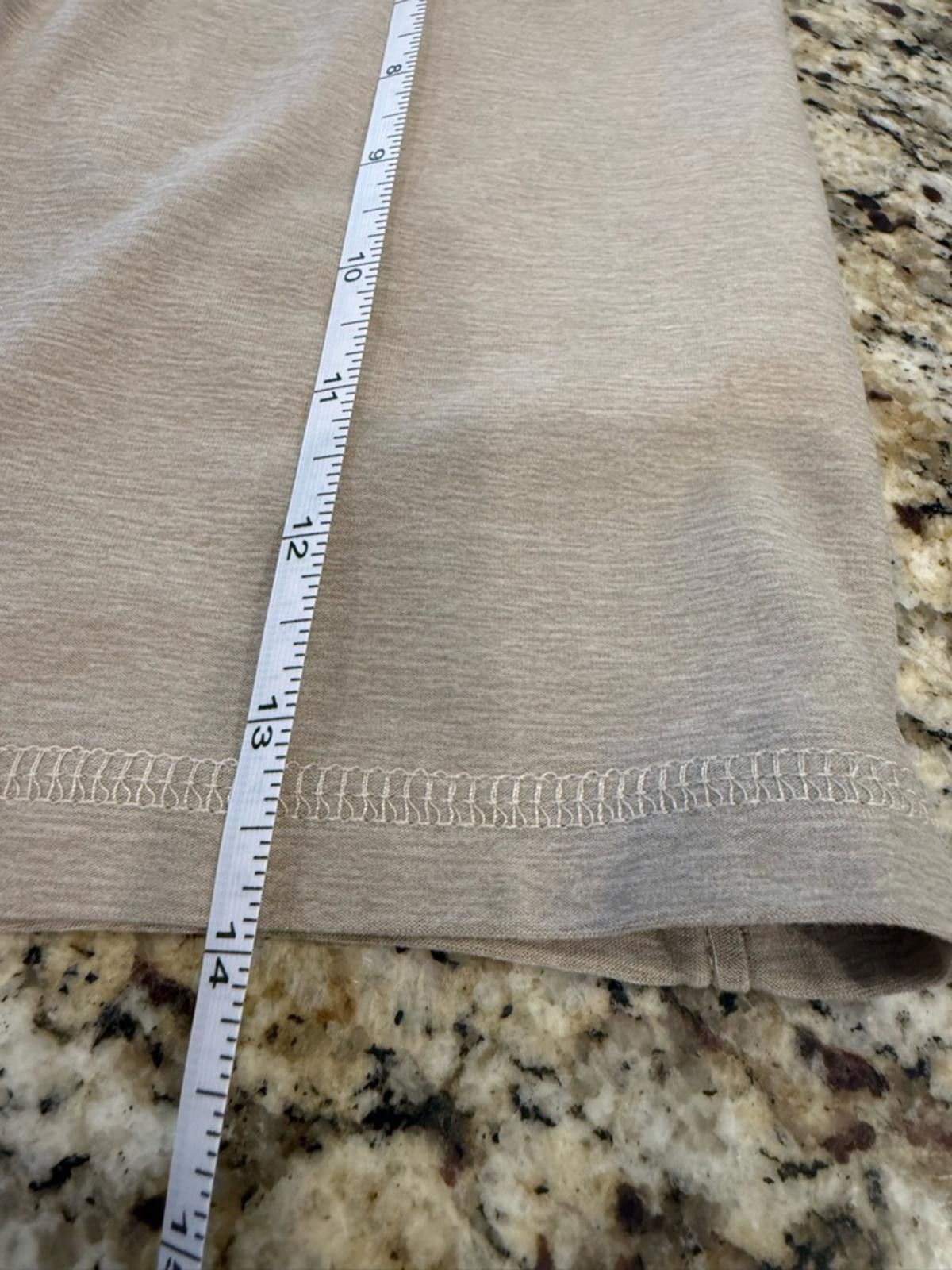 Athletic Works Athletic Works Buttercup Sport Short tan pockets SZ M(8-10) Size 32" / US 10 / IT 46 - 8 Thumbnail