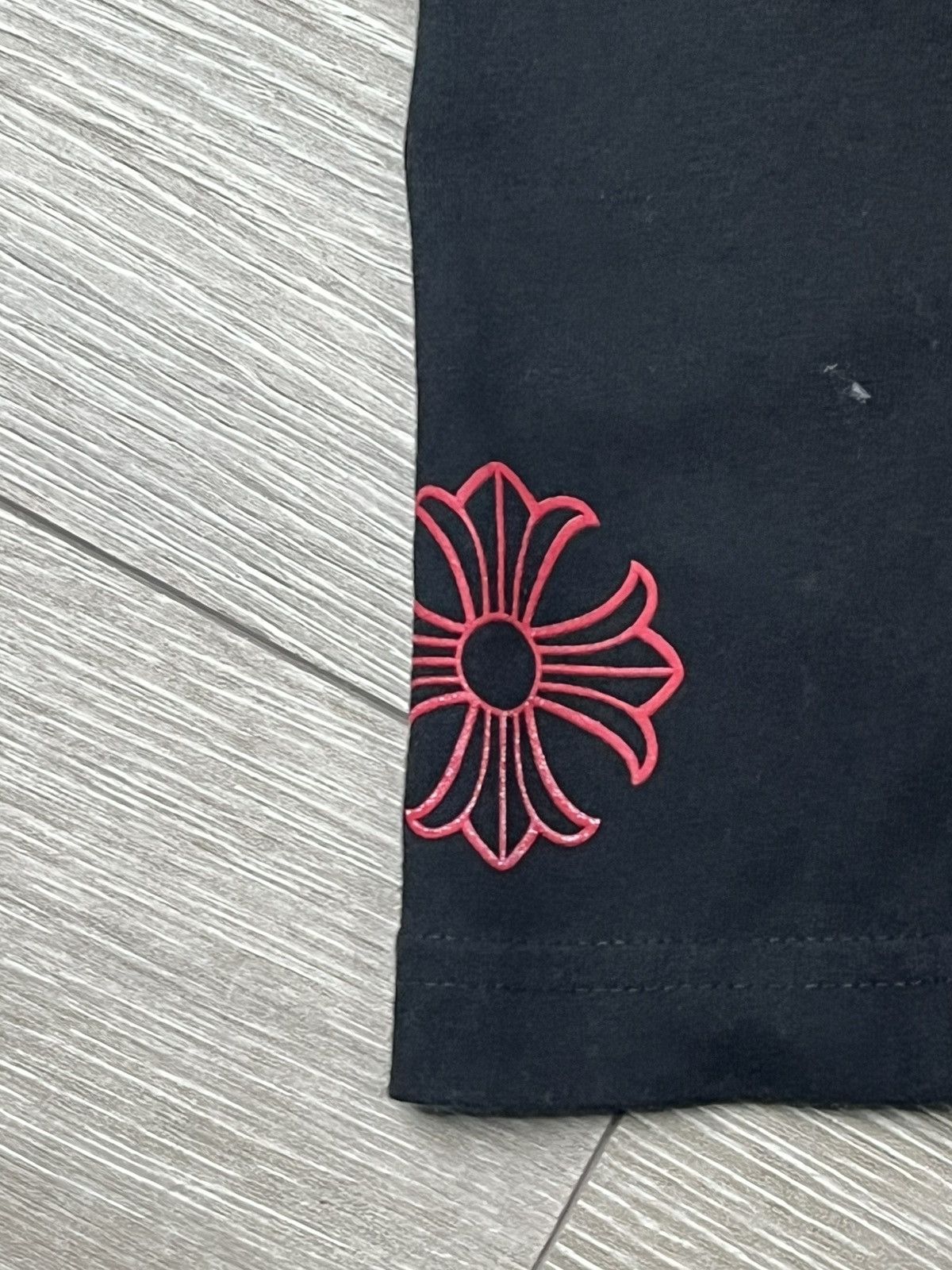 Chrome Hearts Chrome Hearts NYC Exclusive Scroll Logo Tee Size US L / EU 52-54 / 3 - 8 Thumbnail