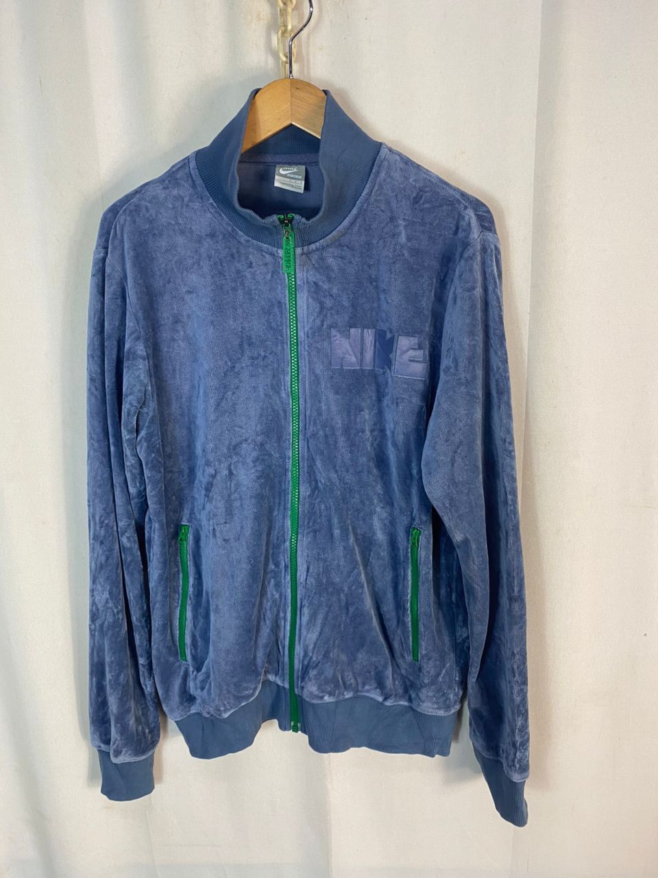 Nike Best offer 🔥Nike velvet zipper sweater Size US M / EU 48-50 / 2 - 1 Thumbnail