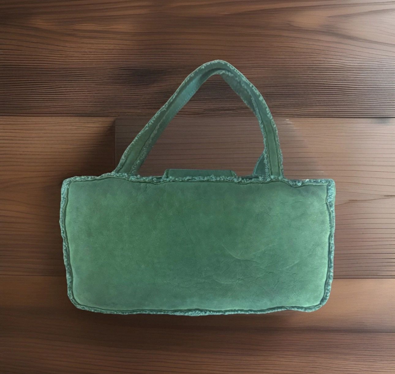 Chanel Chanel Green Suede Shearling Trim CC Turnlock Handbag Size ONE SIZE - 2 Thumbnail