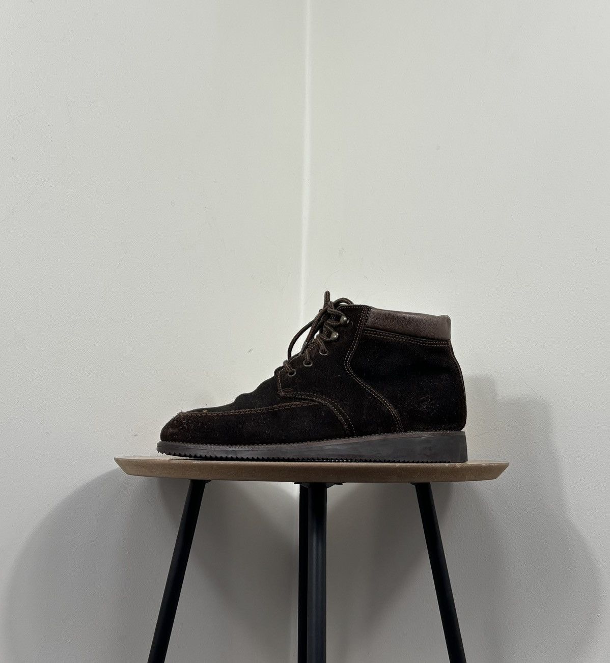 Bally Bally Men’s Swiss-Made Split Toe Brown Suede Chukka Boots Size US 8.5 / EU 41-42 - 10 Thumbnail