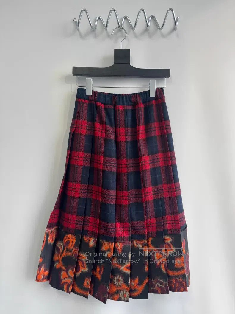 Comme des Garcons Comme des Garcons Size F Red Plaid Patchwork Print Pleated Size 23" - 1 Thumbnail