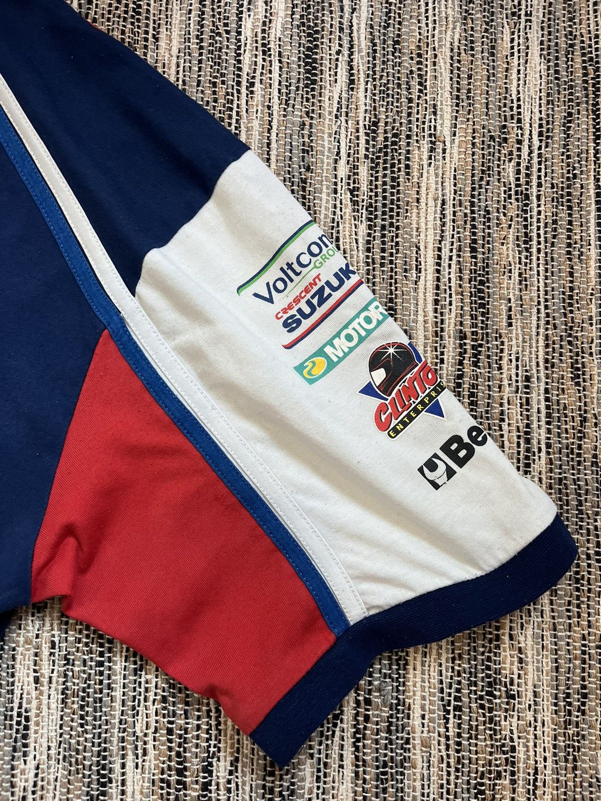 Vintage Vintage Suzuki Racing T-Shirt Motorcycle Japanese Logo Size US XXL / EU 58 / 5 - 21 Thumbnail