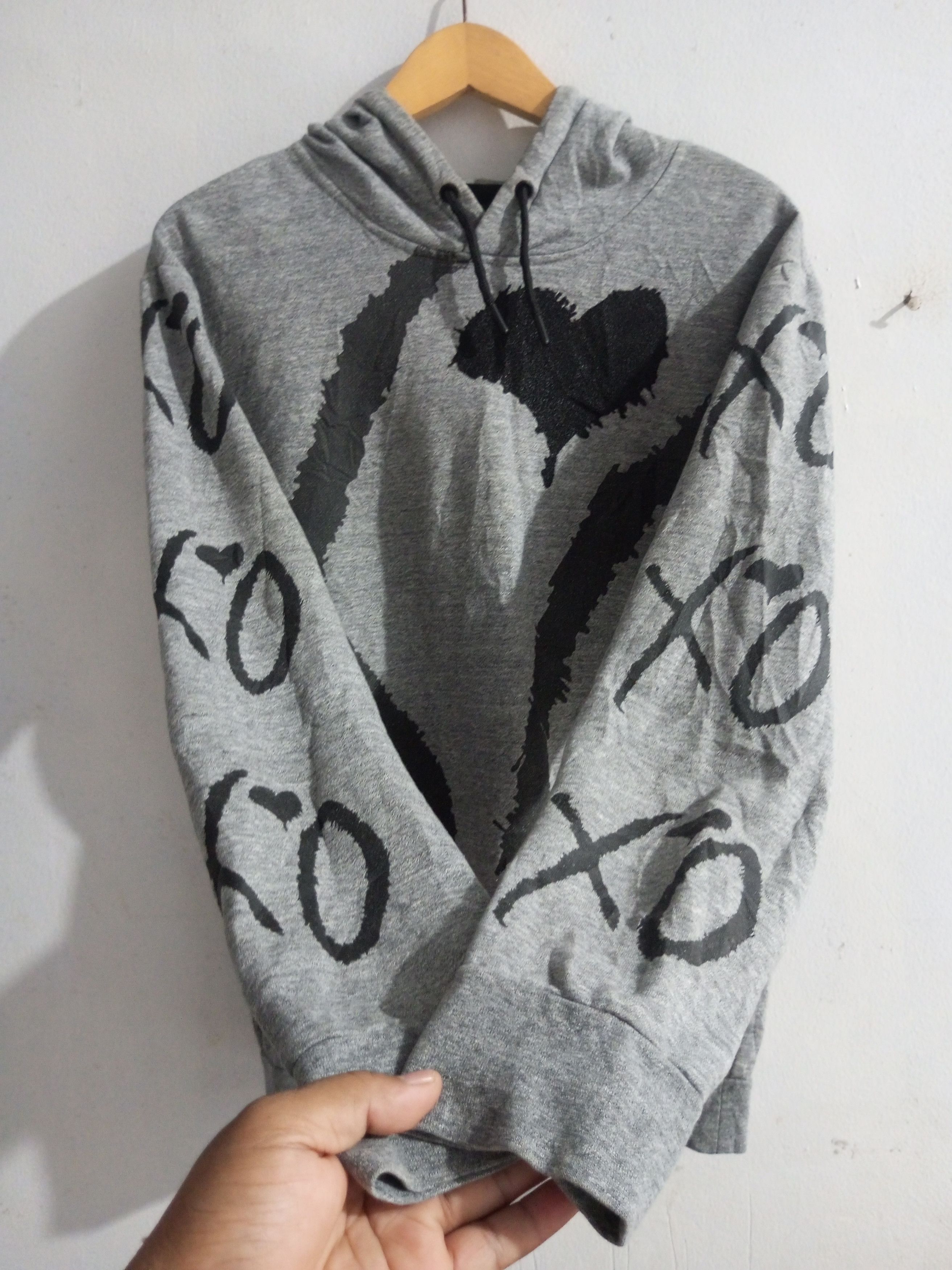 H&M The weekend xo x H&M graphic hoodie Size US M / EU 48-50 / 2 - 1 Thumbnail