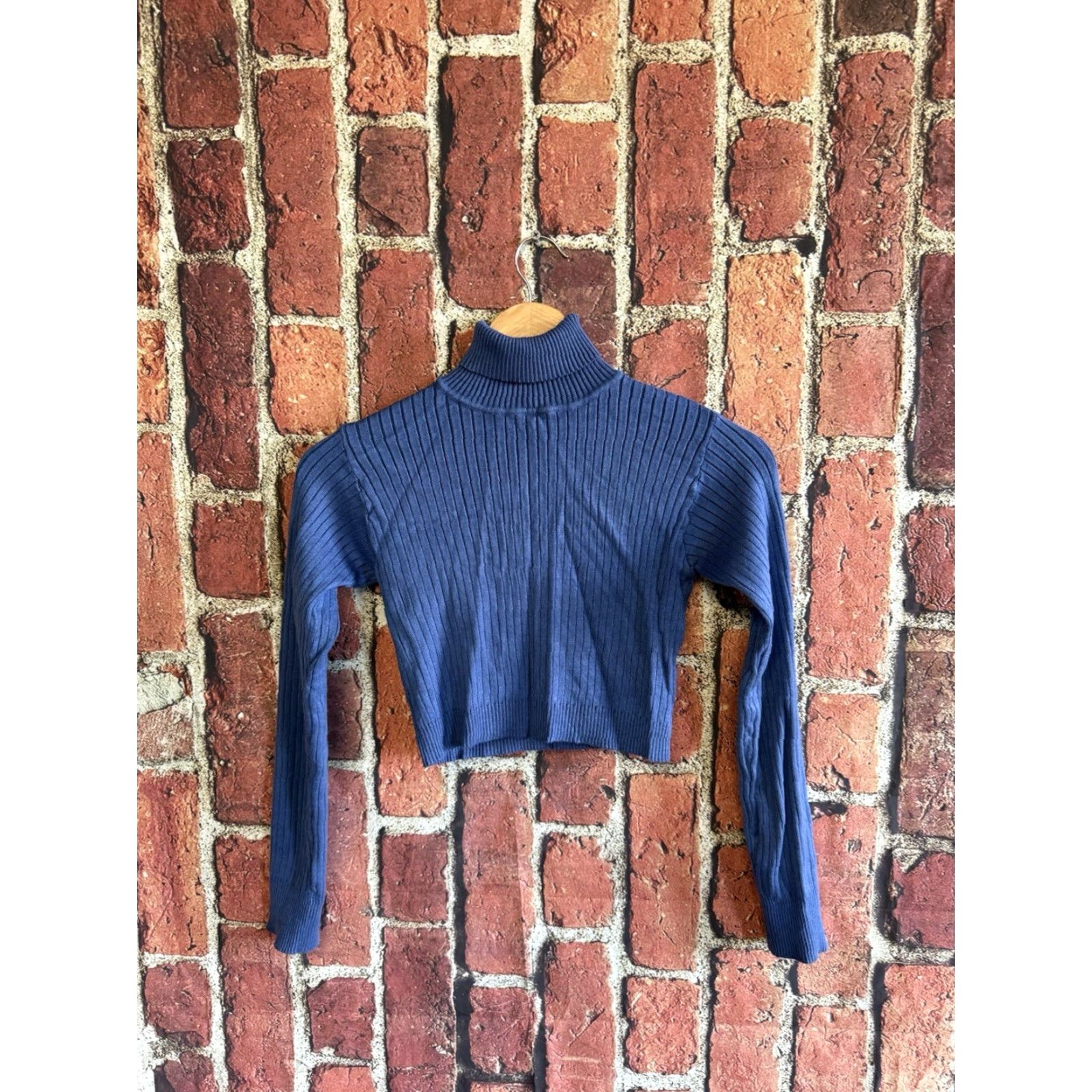 superdown Superdown Womens Bloue Long Sleeve Ribbed Cropped Top Size Small Size S / US 4 / IT 40 - 2 Thumbnail