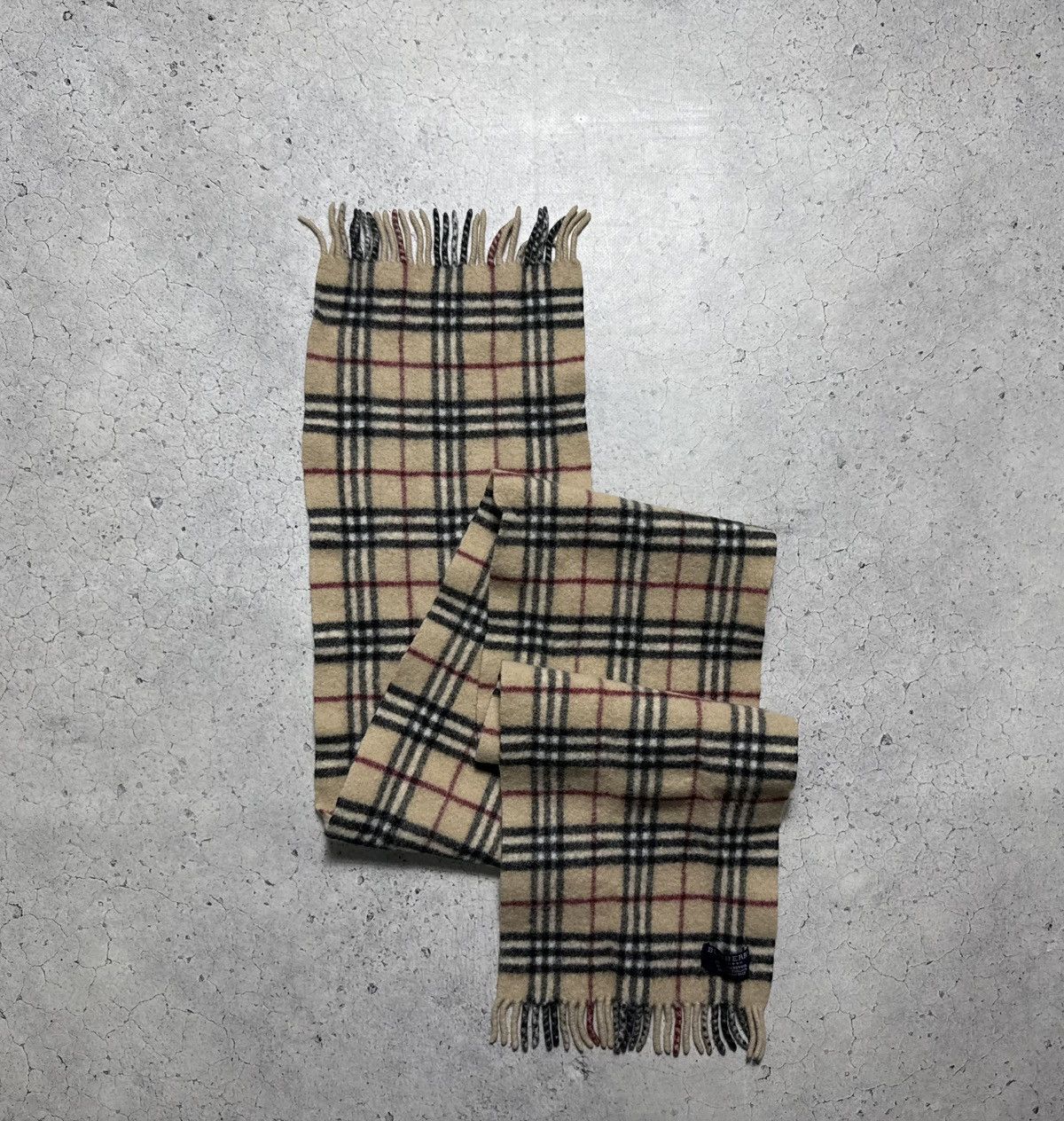 Burberry Burberry London Nova Check Luxury Wool Scarf Size ONE SIZE - 1 Thumbnail