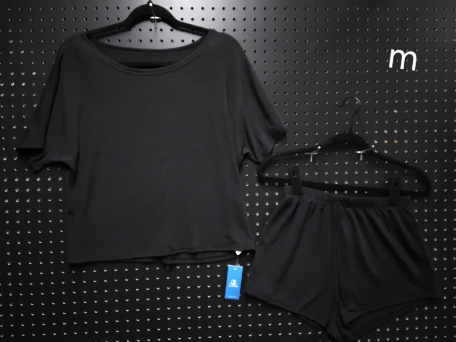 The Unbranded Brand Cozy Black Loungewear Set - Act Fast, Comfy & Cute! Size ONE SIZE - 1 Preview