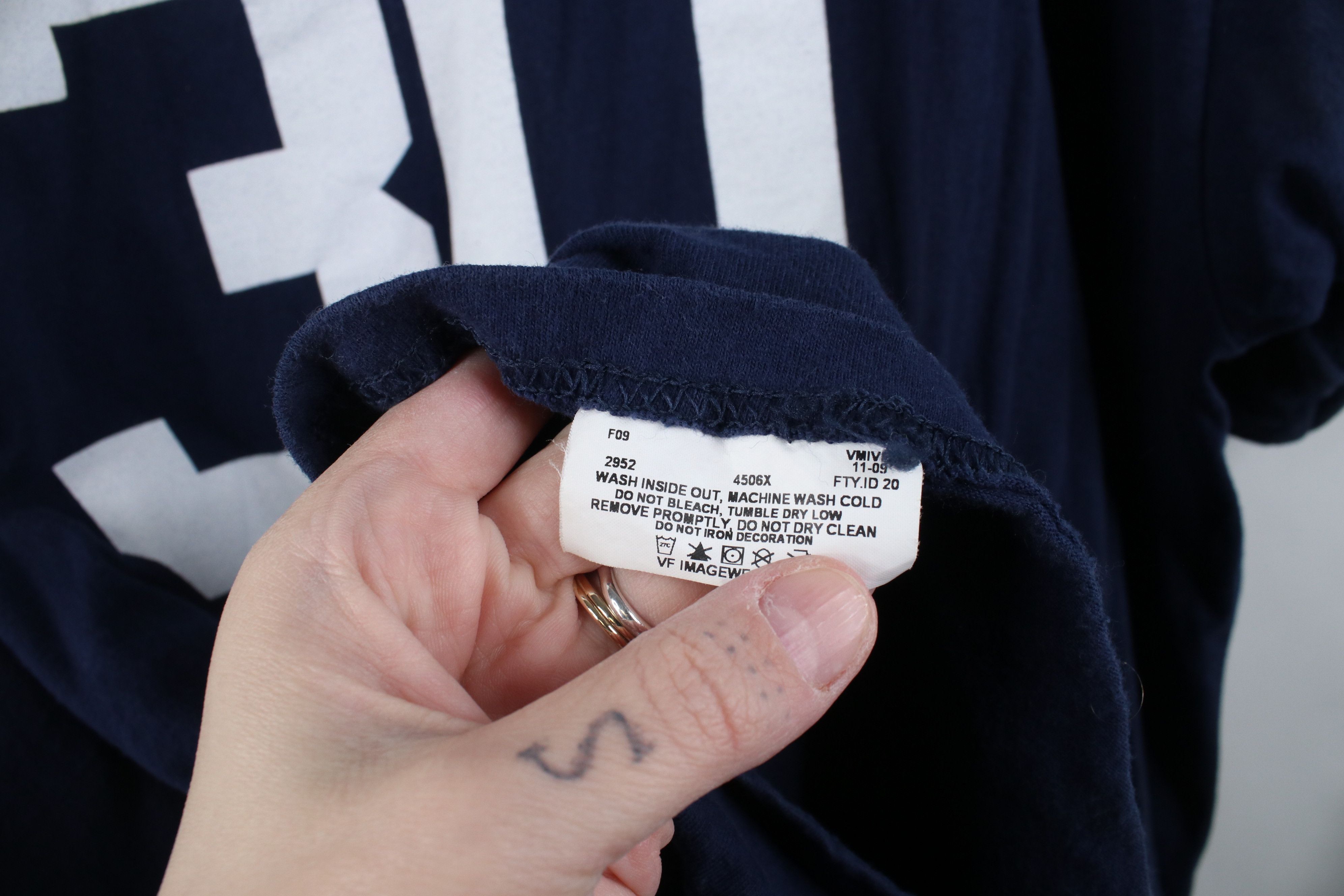 Majestic Vintage Y2K Majestic Detroit Tigers Baseball Jersey T-Shirt Size US XXL / EU 58 / 5 - 12 Thumbnail