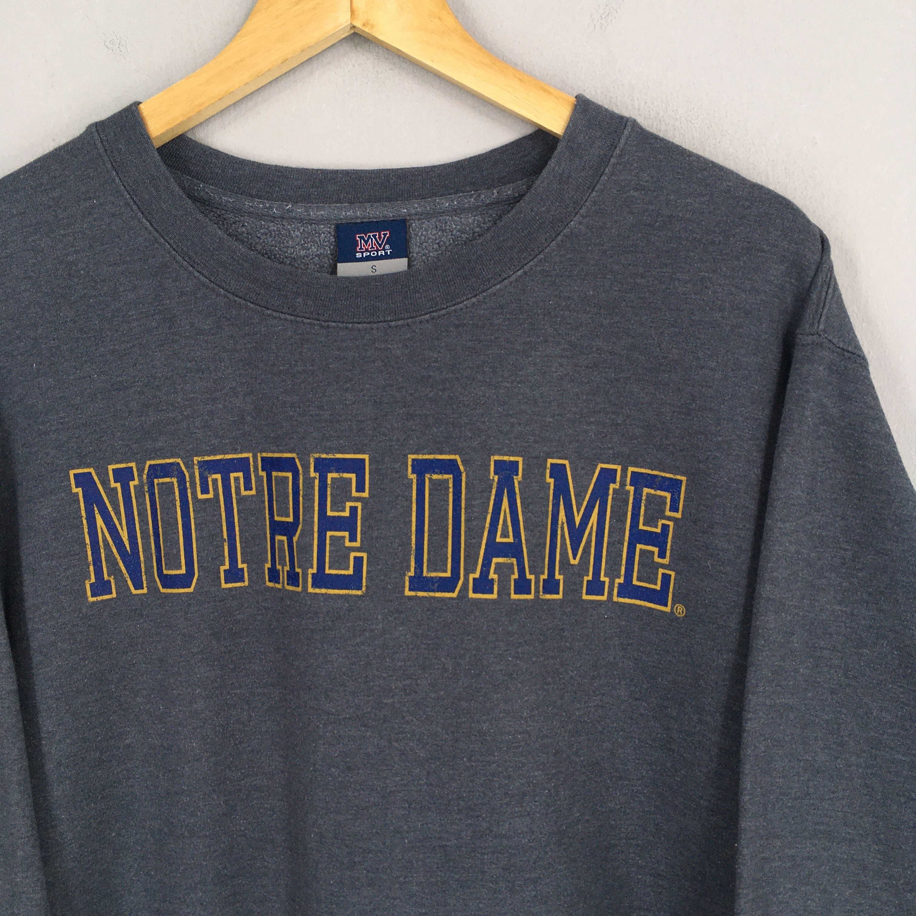 NCAA × Vintage Vintage 90s University Of Notre Dame Sweatshirt Small Size US S / EU 44-46 / 1 - 2 Thumbnail
