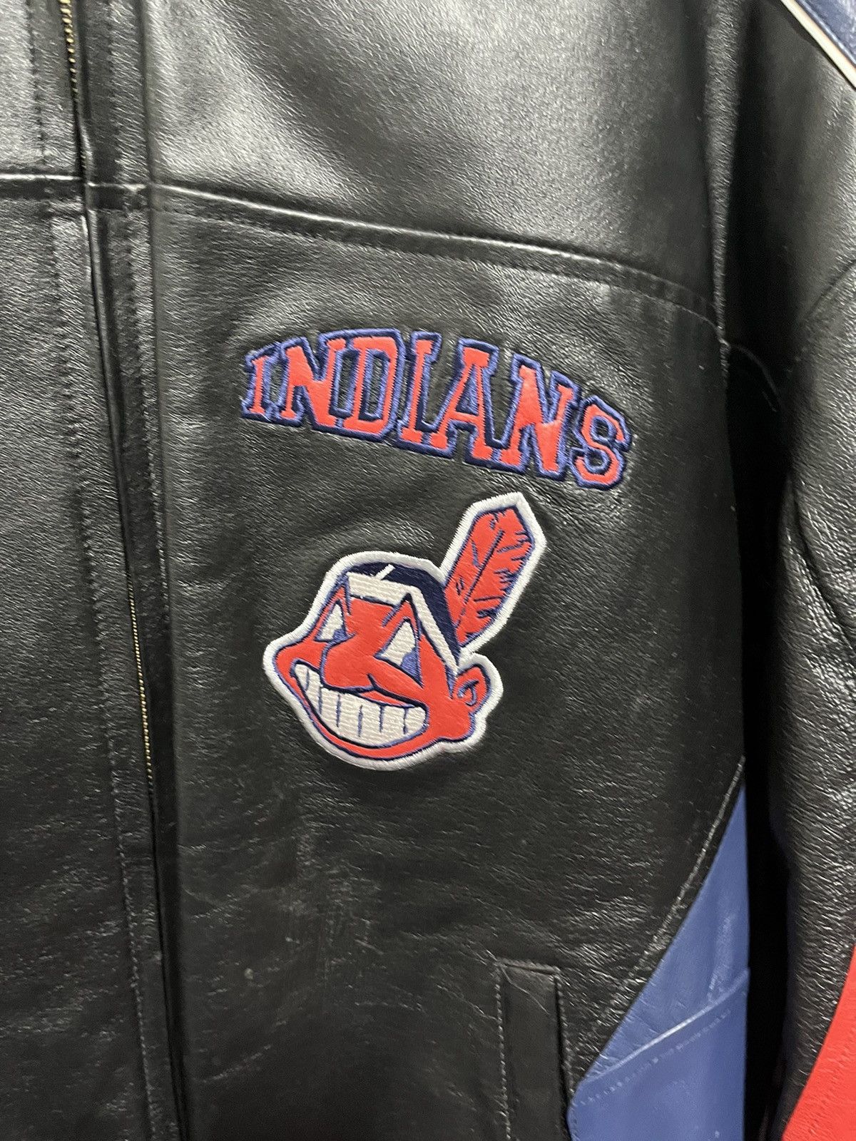 MLB × Vintage Crazy Vintage 90s Cleveland Indians MLB Leather Jacket RARE Size US XL / EU 56 / 4 - 5 Thumbnail
