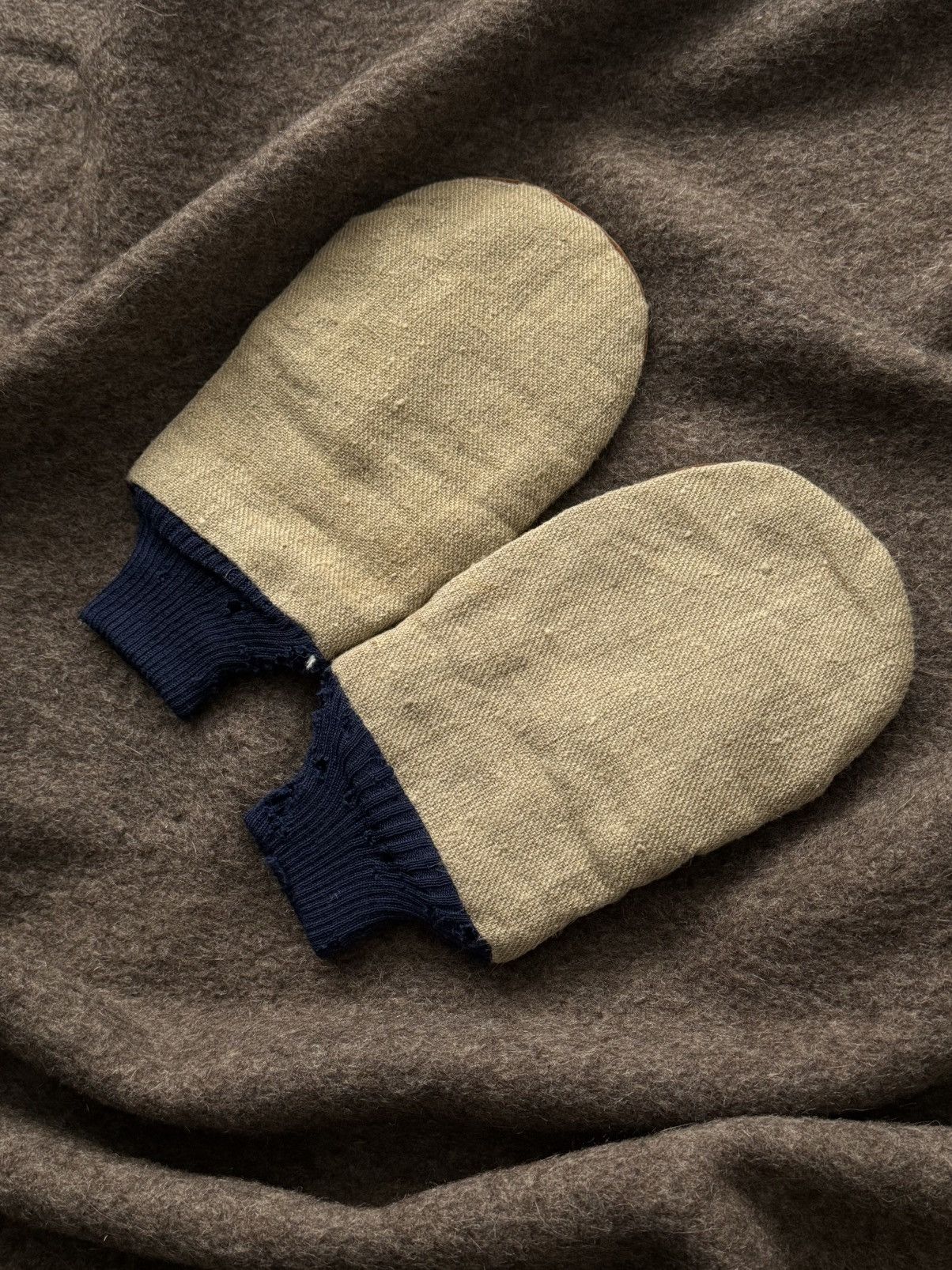 Vintage Vintage 1970s Soviet Union USSR Work 'Varejki' Gloves Size ONE SIZE - 1 Thumbnail