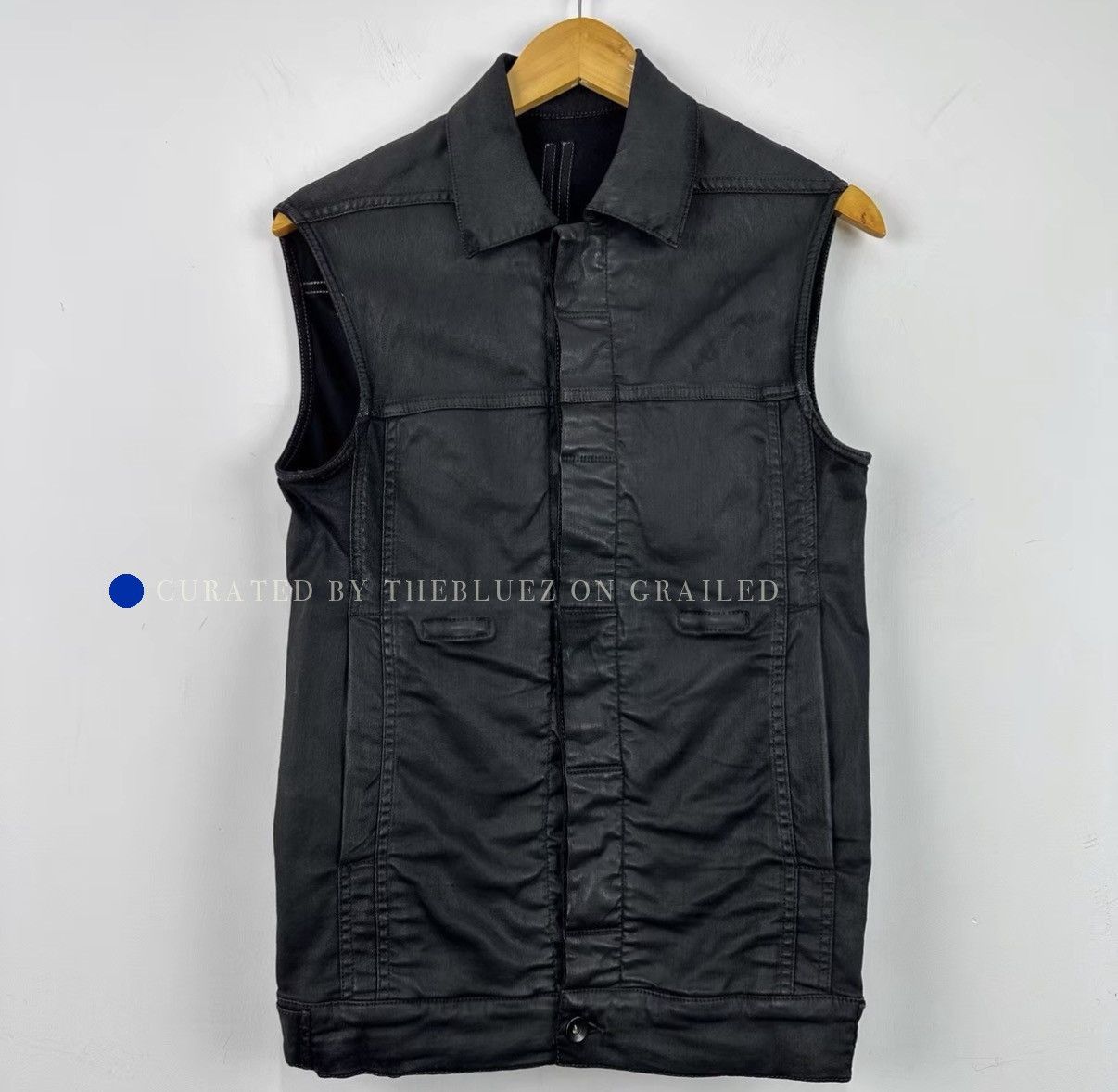 Rick Owens Black Waxed Denim Vest in Size S Size US S / EU 44-46 / 1 - 1 Preview