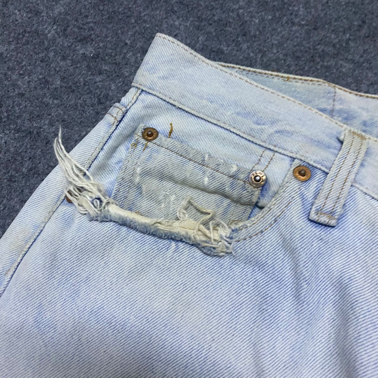 Levi's Vintage 80s Levis 501 Button 6 Distressed Denim Size US 30 / EU 46 - 12 Thumbnail