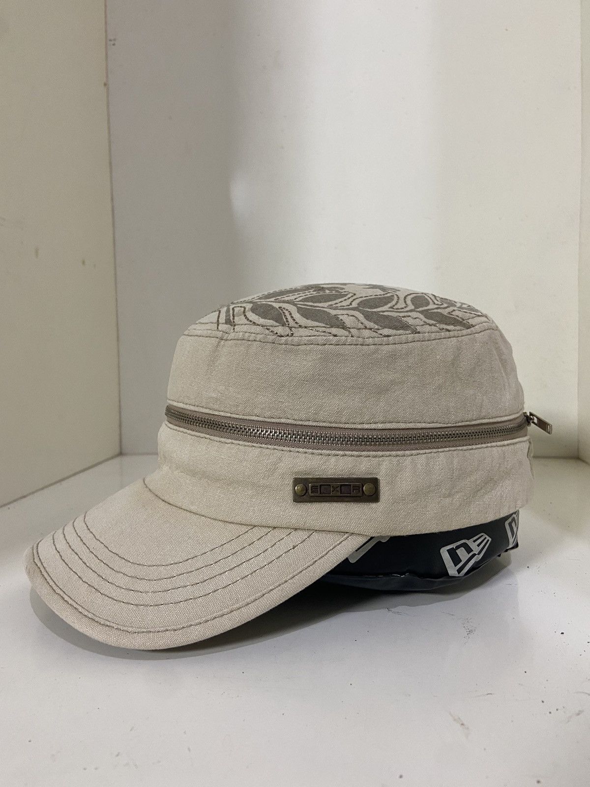 If Six Was Nine Vintage EXR patrol hat print dragon Size ONE SIZE - 1 Thumbnail