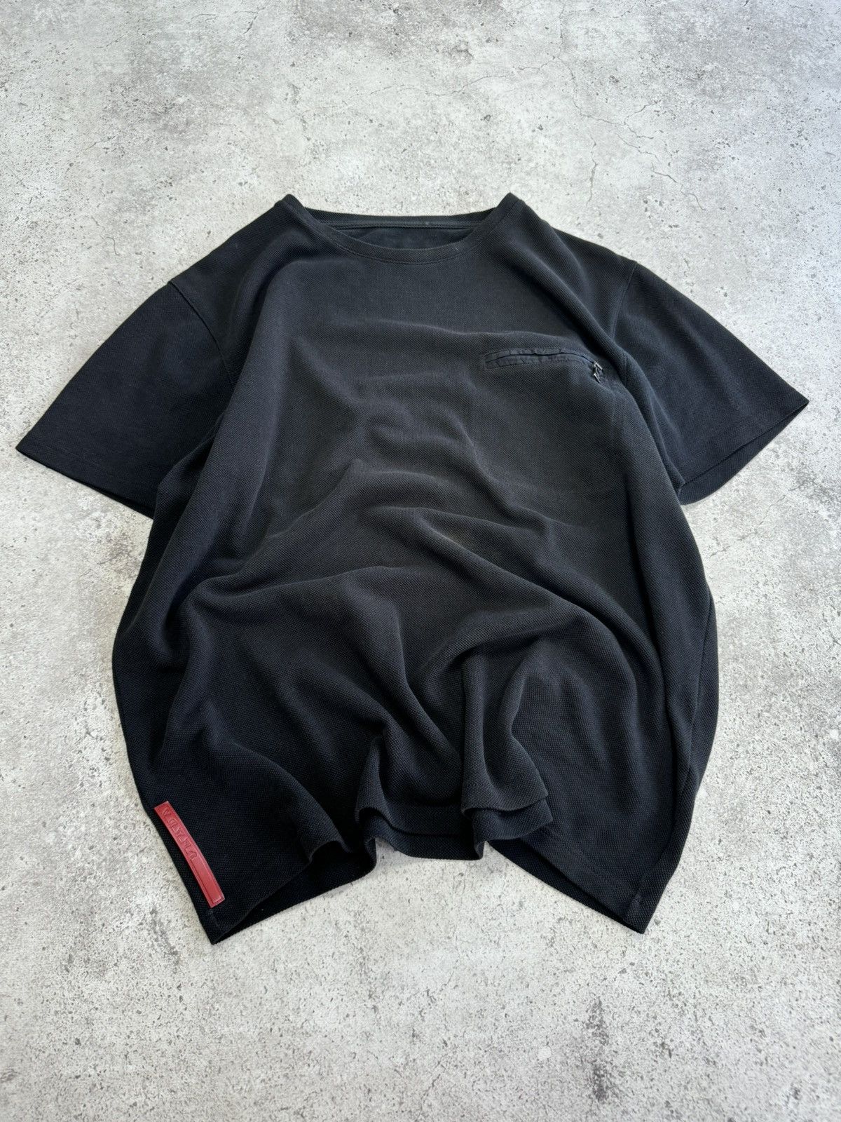 Prada Prada Vintage Red Tab Pocket Tee Size US M / EU 48-50 / 2 - 1 Thumbnail