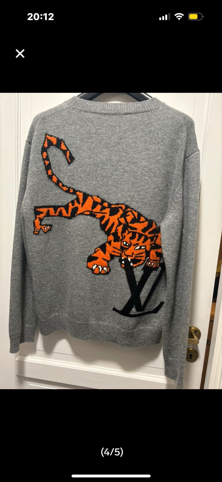 Louis Vuitton louis vuitton tiger sweater Size US L / EU 52-54 / 3 - 4 Thumbnail