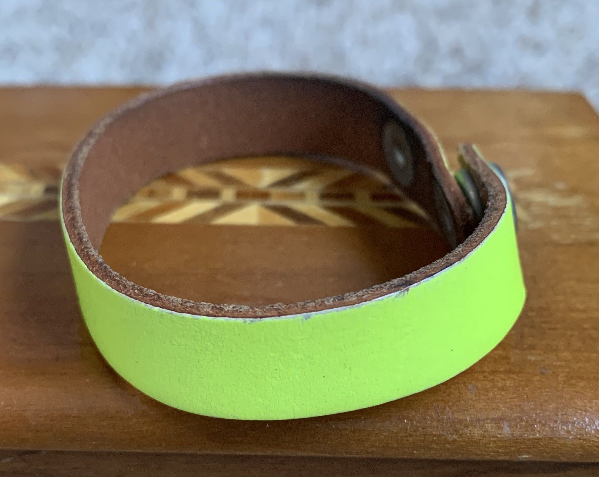 Undercover S/S 2003 Undercover Logo Green Leather Bracelet Size ONE SIZE - 3 Thumbnail
